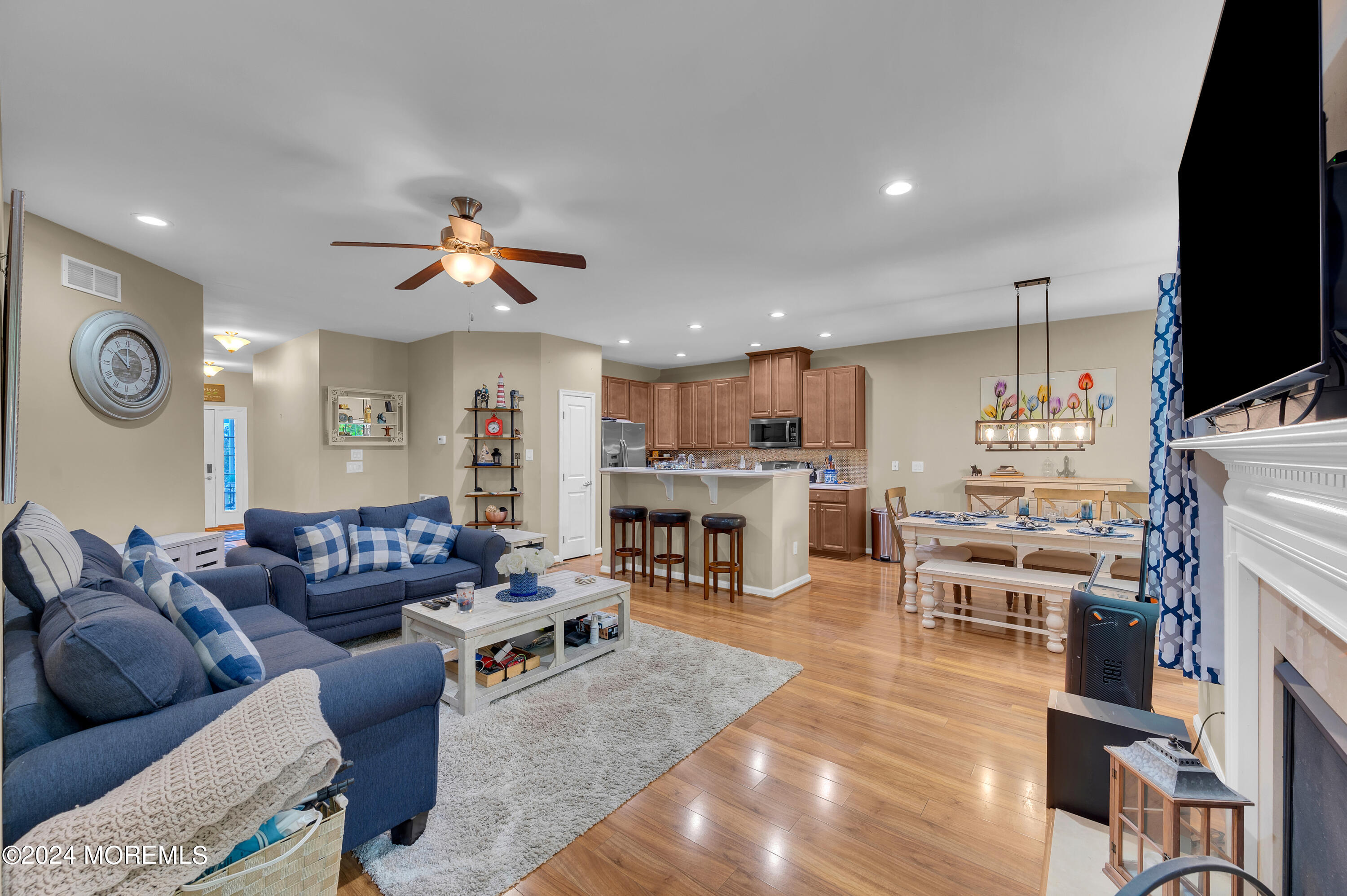 14 La Quinta Lane, Lakewood, New Jersey image 4
