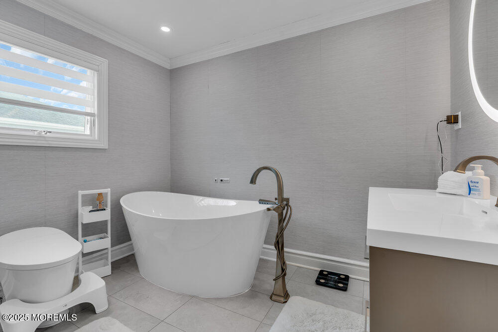 12 Jennifer Drive, Howell, New Jersey image 36