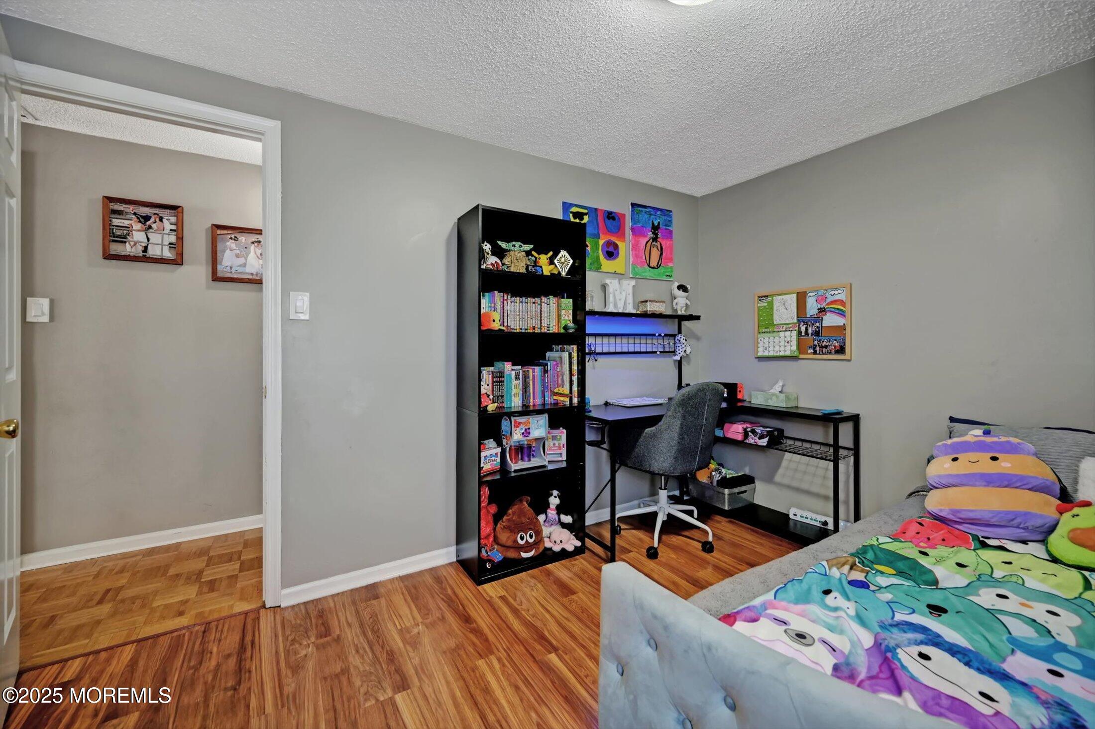 30 Brookview Lane, Manalapan, New Jersey image 19