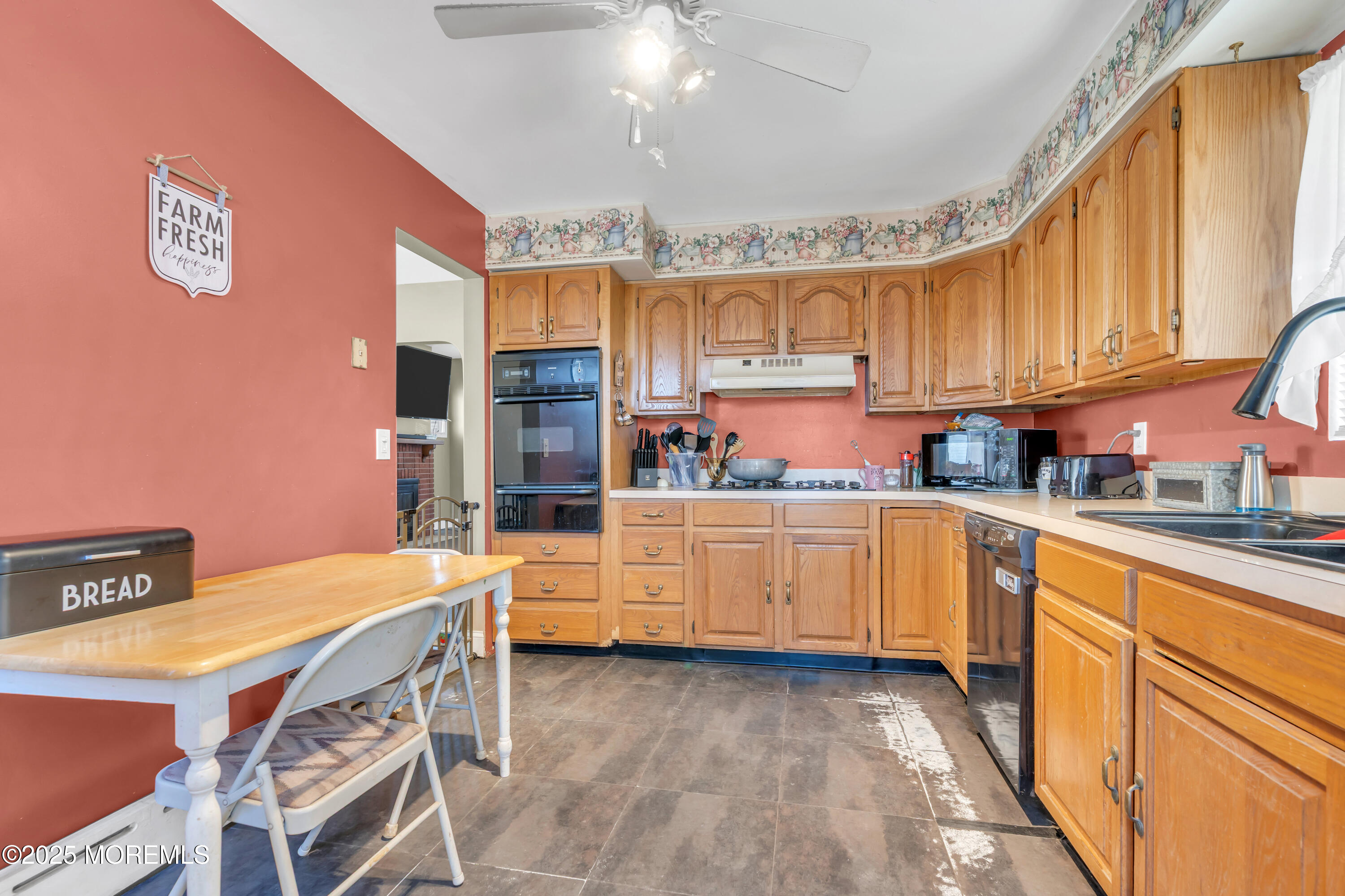 412 East Avenue, Sewaren, New Jersey image 7