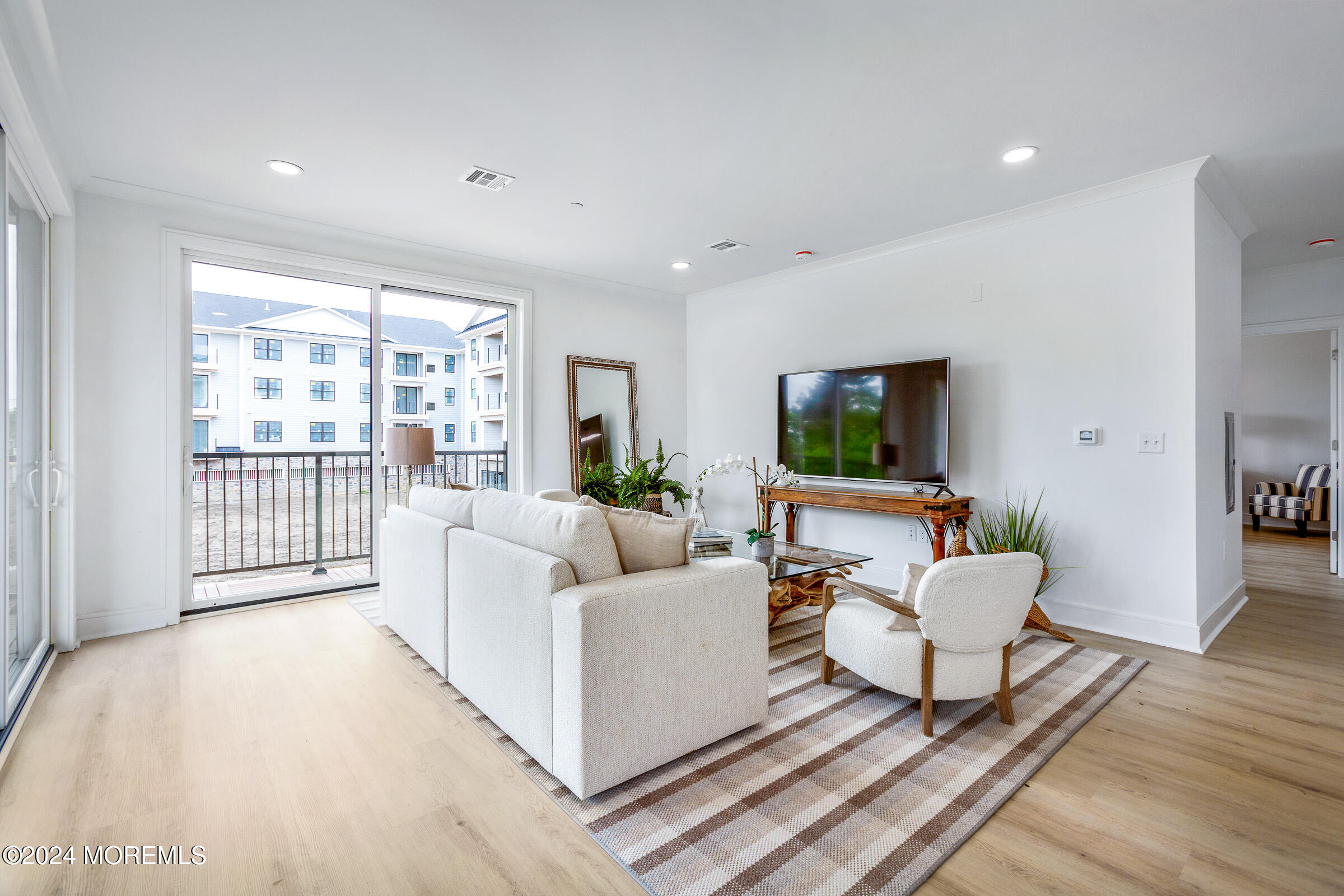 Long Branch, New Jersey 07740, United States, 2 Bedrooms Bedrooms, ,2 BathroomsBathrooms,Residential,Active,39623