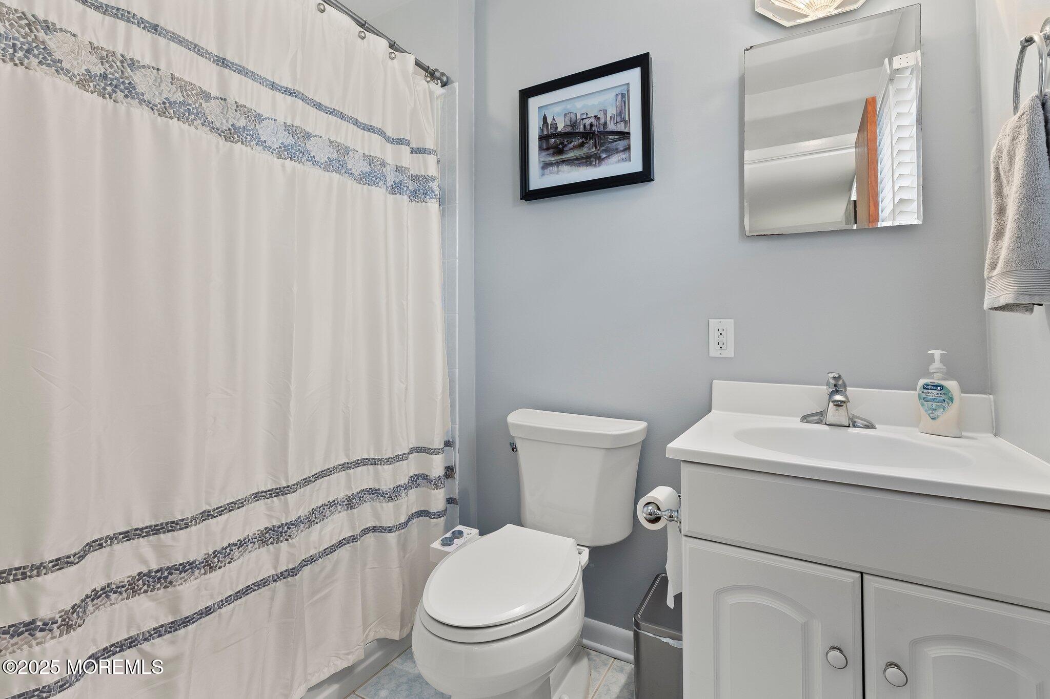 203 Tanglewood Court, Middletown, New Jersey image 14