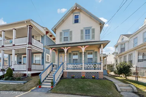 MLS: 22506931
