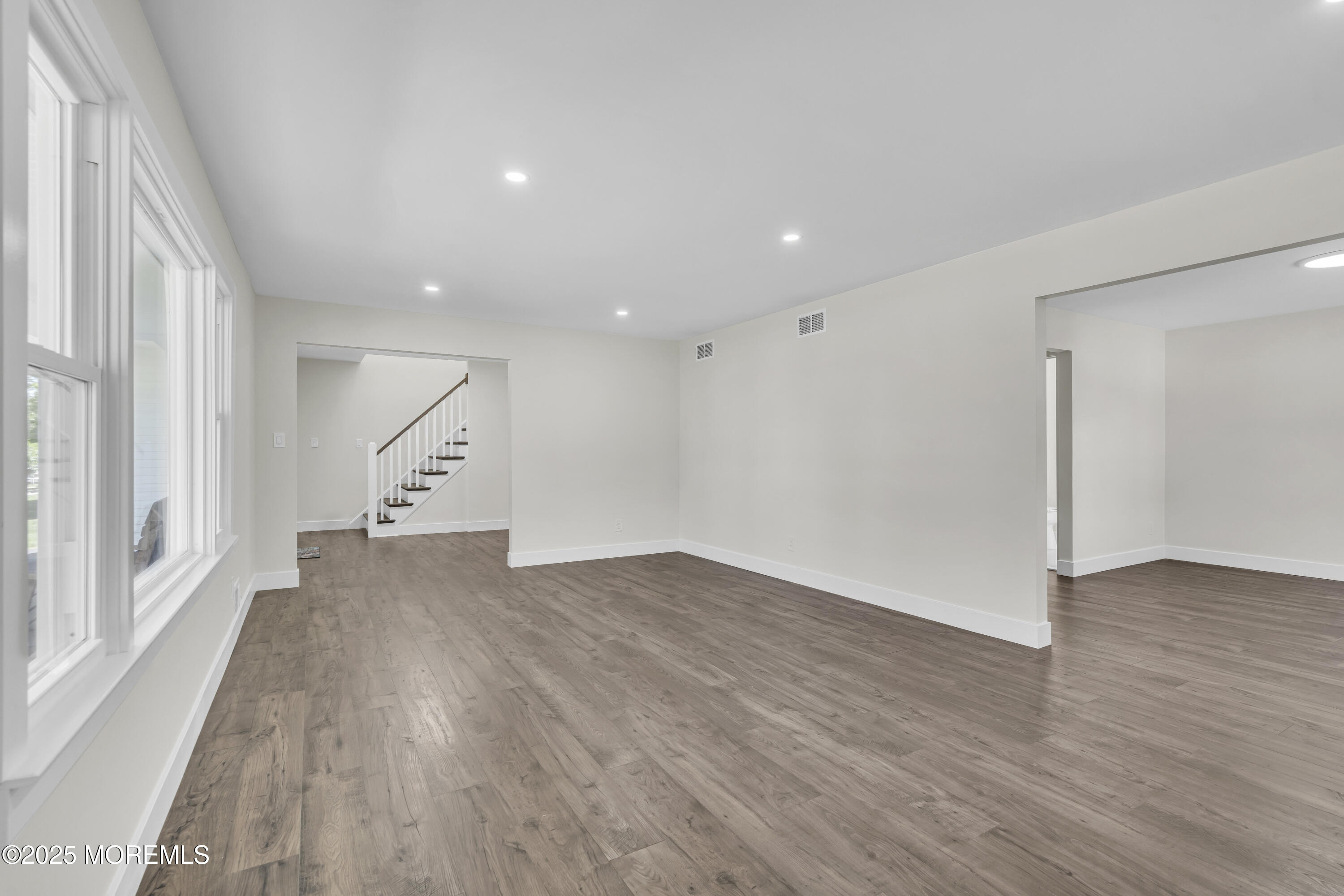 18 Heritage Drive, Edison, New Jersey image 11