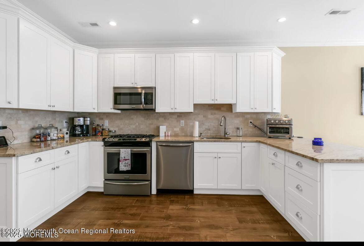 127 Bank Street, Red Bank, New Jersey image 6