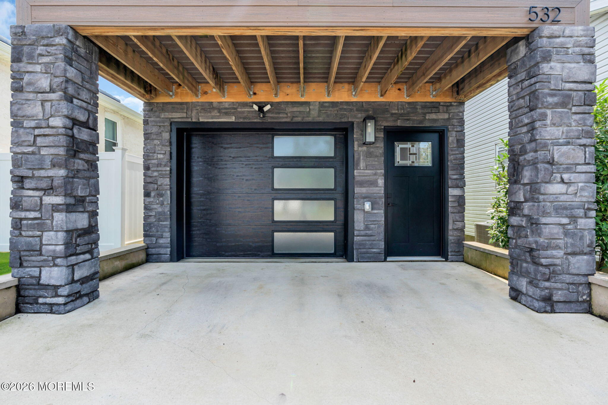 532 Lorillard Avenue