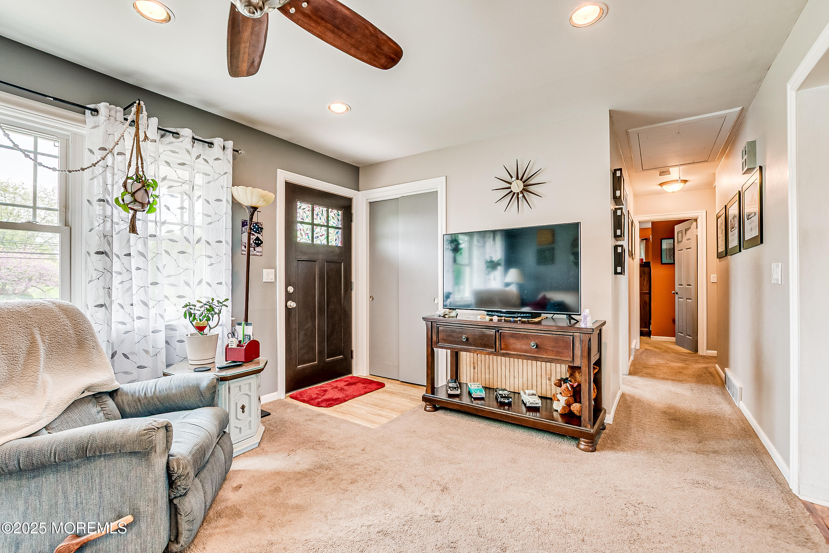 80 Sweetmans Lane, Manalapan, New Jersey image 10
