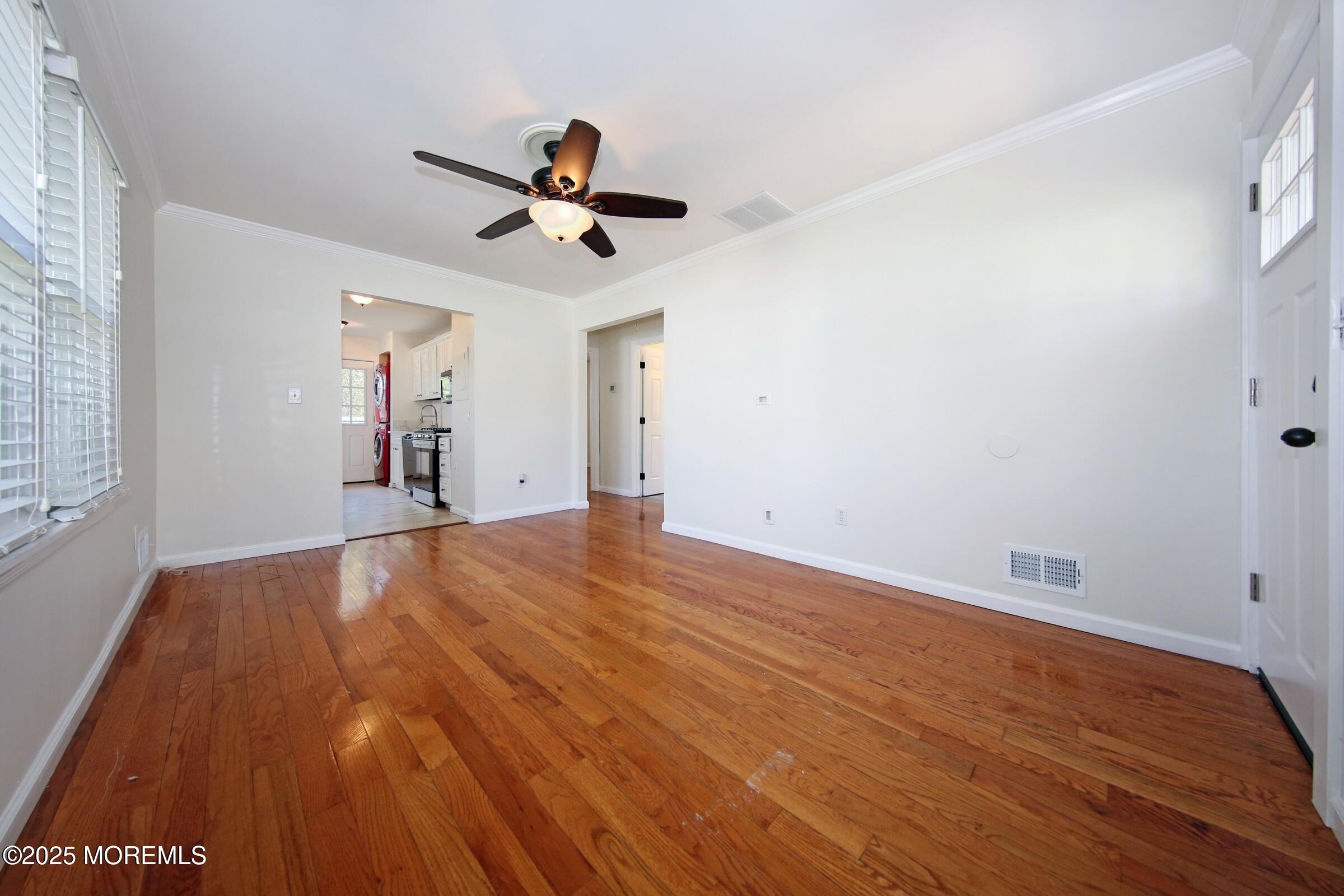 325 W Prospect Avenue, Keyport, New Jersey image 11