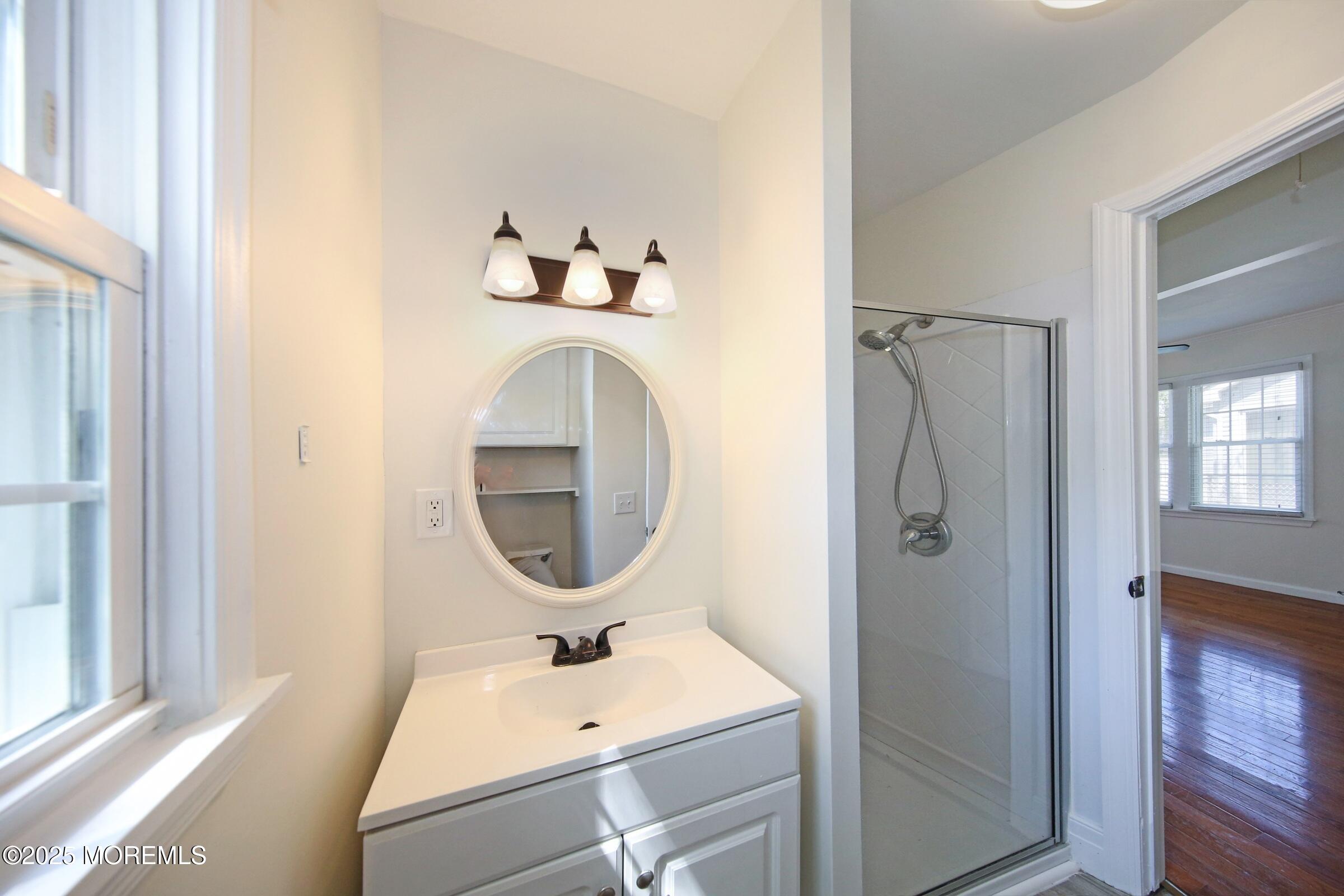 325 W Prospect Avenue, Keyport, New Jersey image 27
