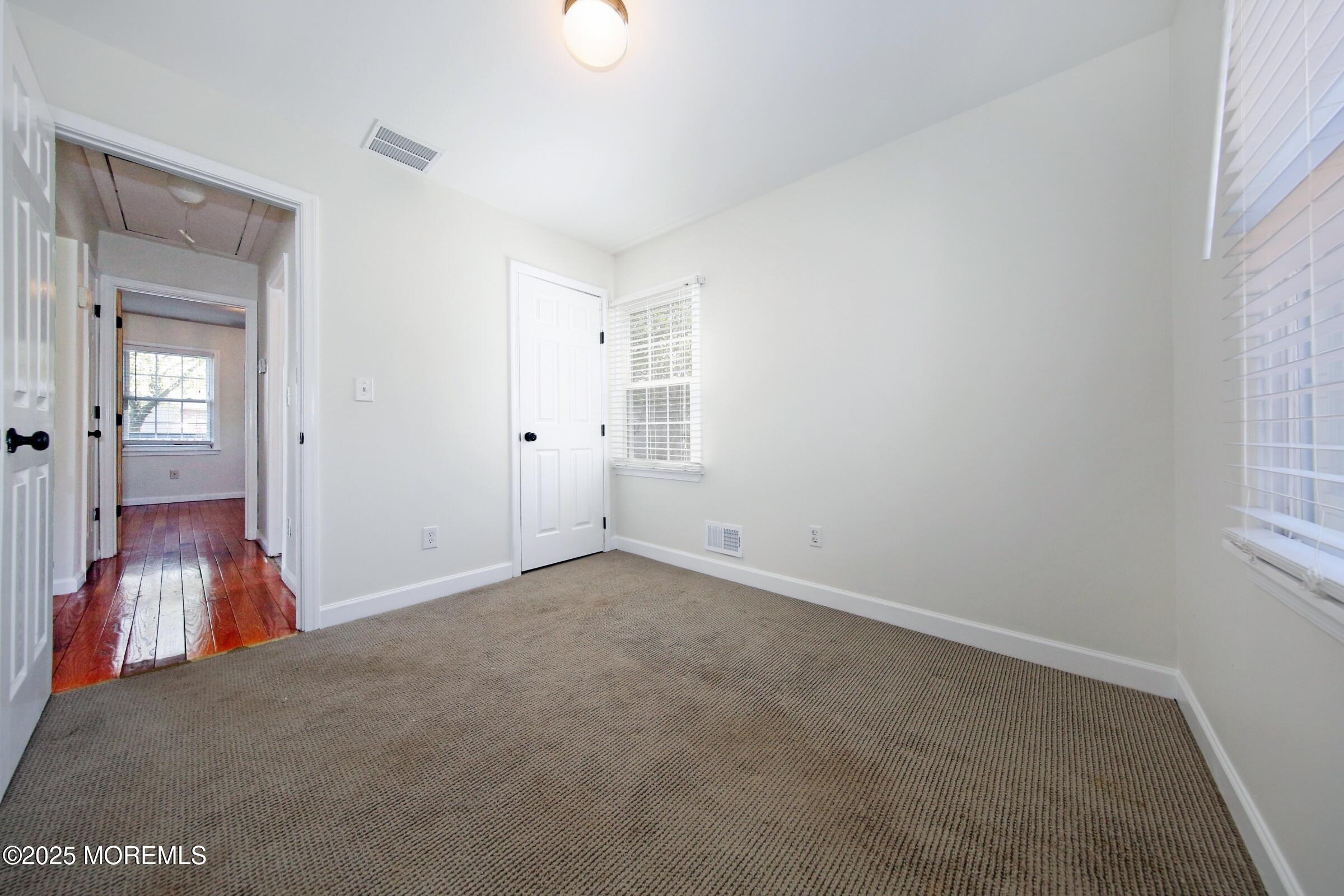 325 W Prospect Avenue, Keyport, New Jersey image 24