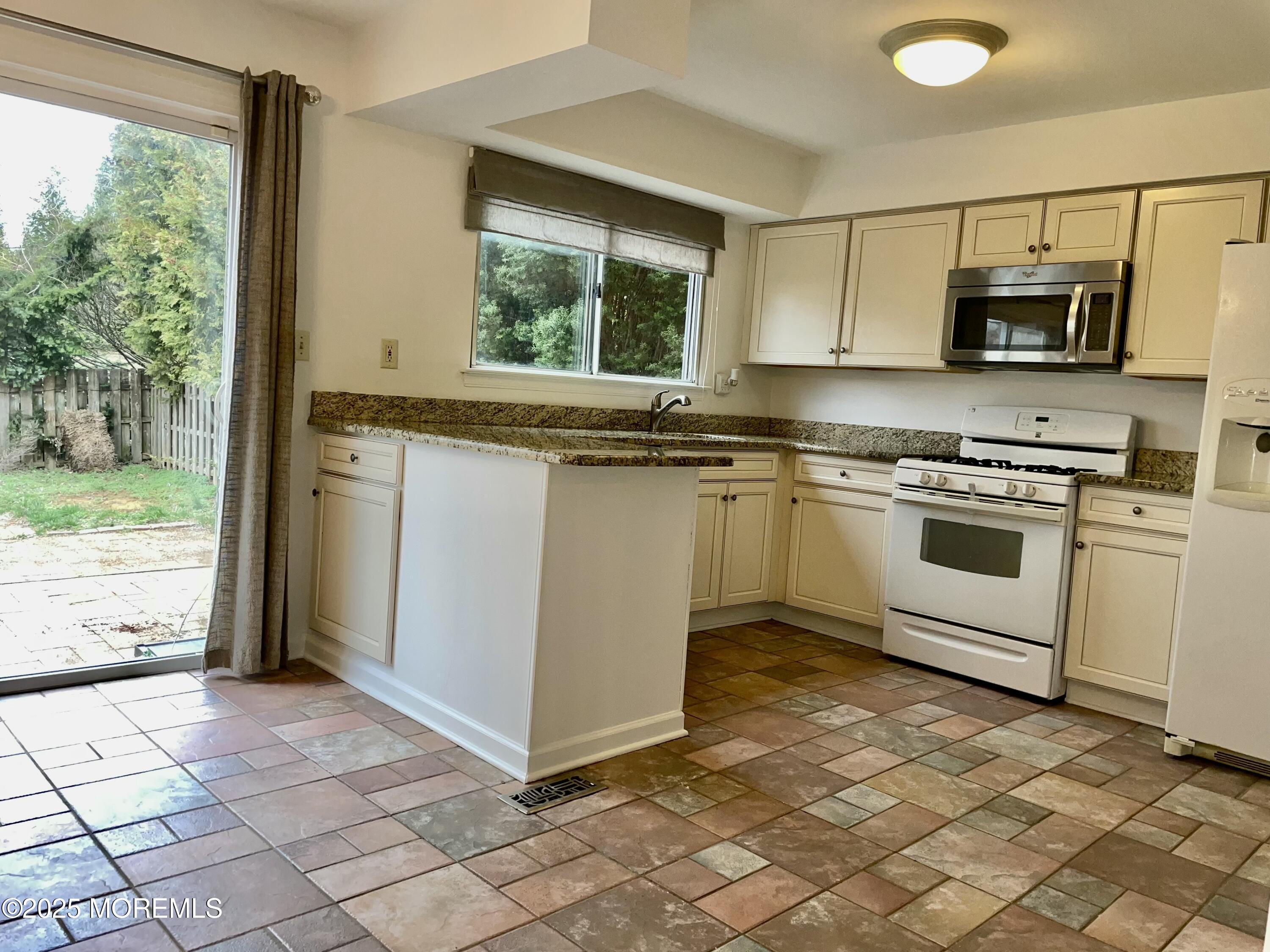 140 Stokes Street, Freehold, New Jersey image 4