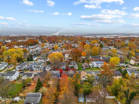 Homes For Sale - 74 Wildwood Avenue<br/> Edison, NJ 08837