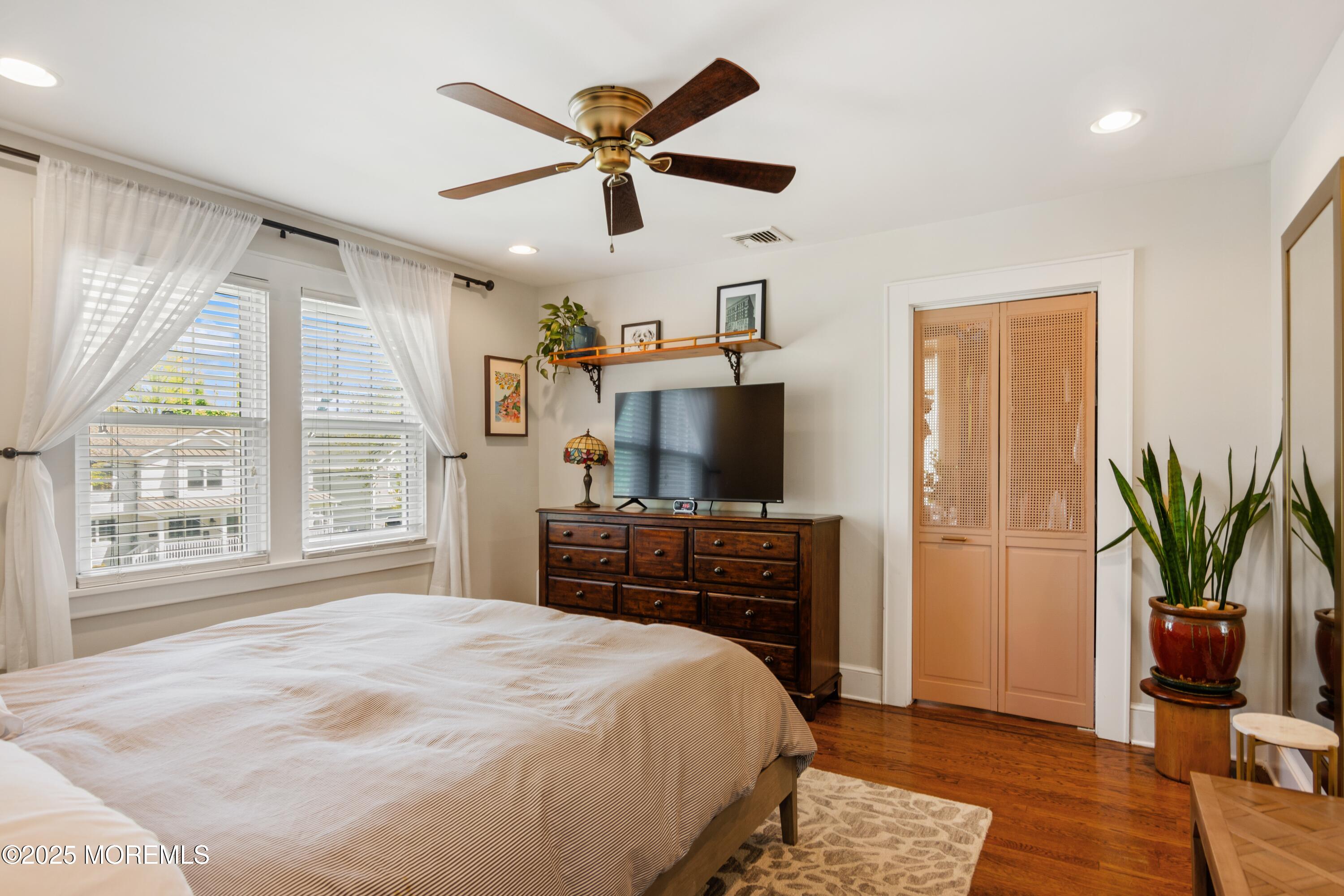 64 Roosevelt Circle, Red Bank, New Jersey image 18