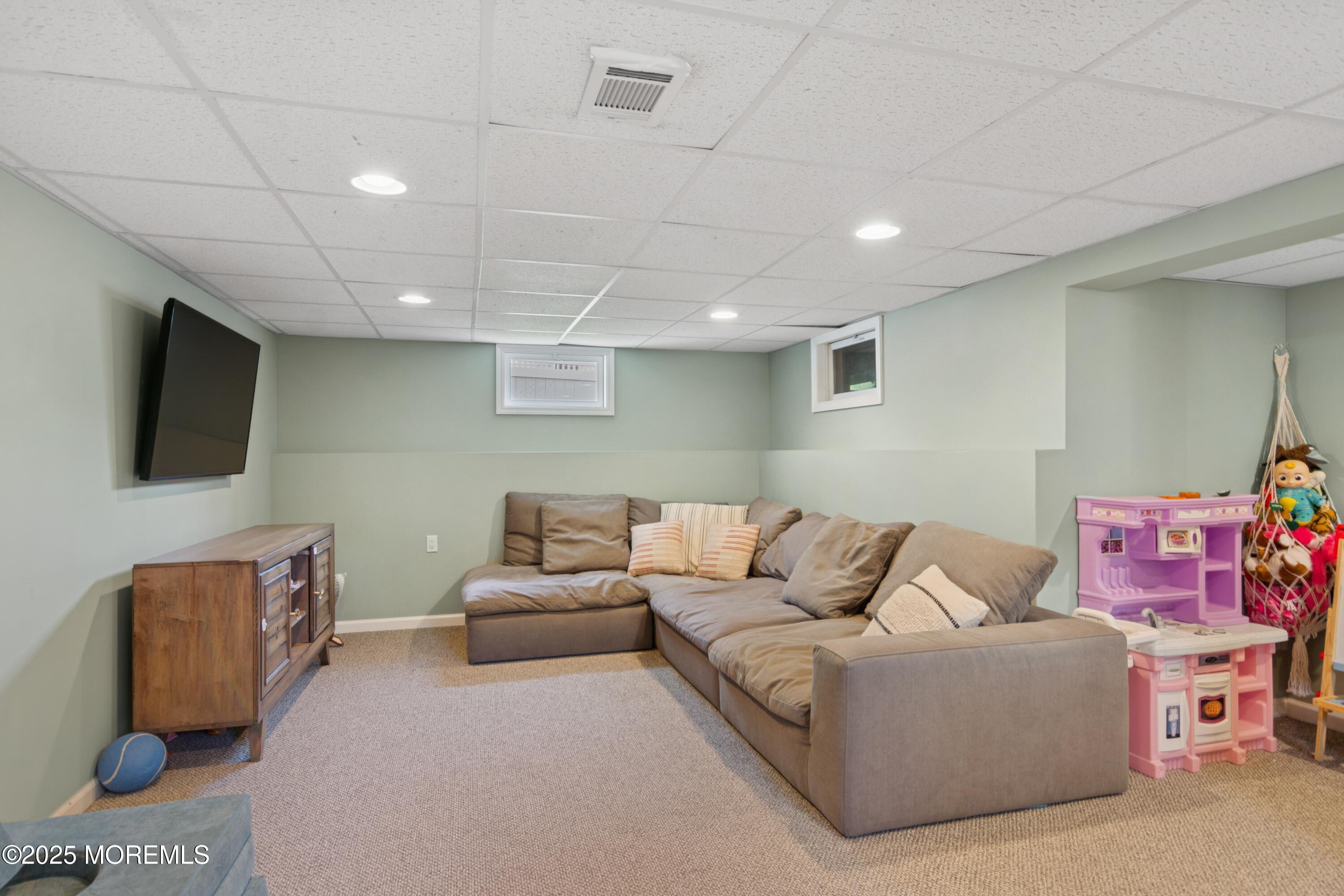 64 Roosevelt Circle, Red Bank, New Jersey image 29