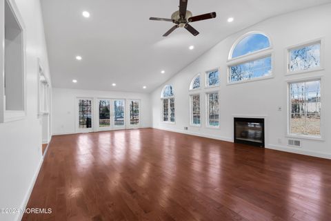 Homes For Sale - 6 Afton Road<br/> Ocean County, Jackson, NJ 08527