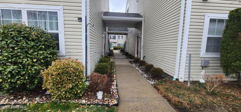 Condo For Sale - 117 Mid Ocean Court #1000<br/> Howell, NJ 07731
