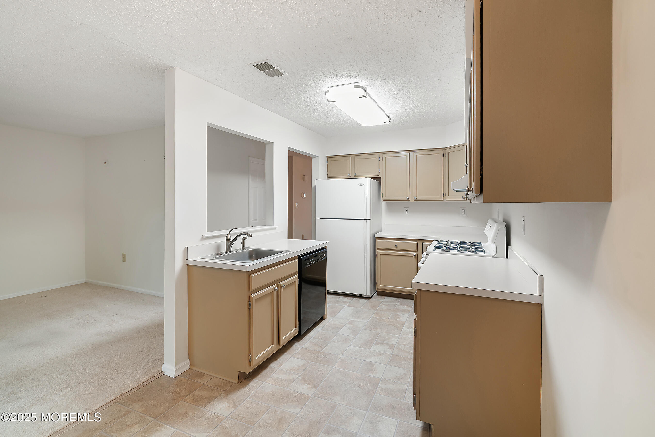 29 Copley Court #6, Freehold, New Jersey image 11