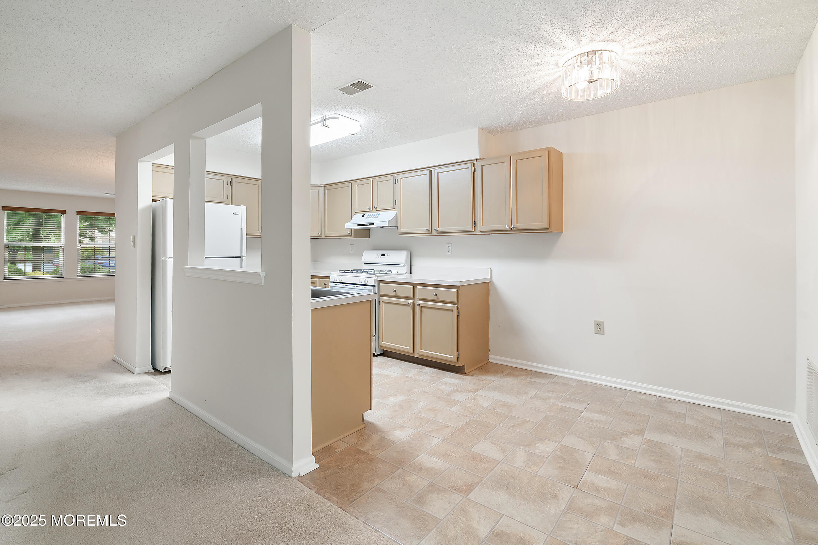 29 Copley Court #6, Freehold, New Jersey image 10