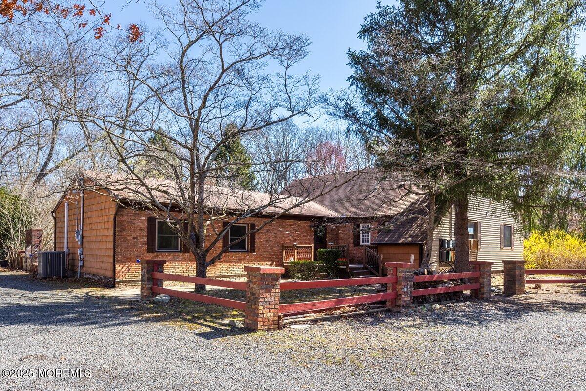 75 Brown Road, Howell, New Jersey image 2