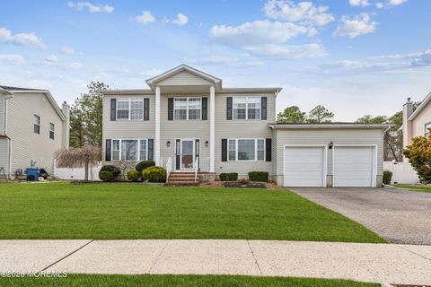 36 Netty Street Howell NJ 07731