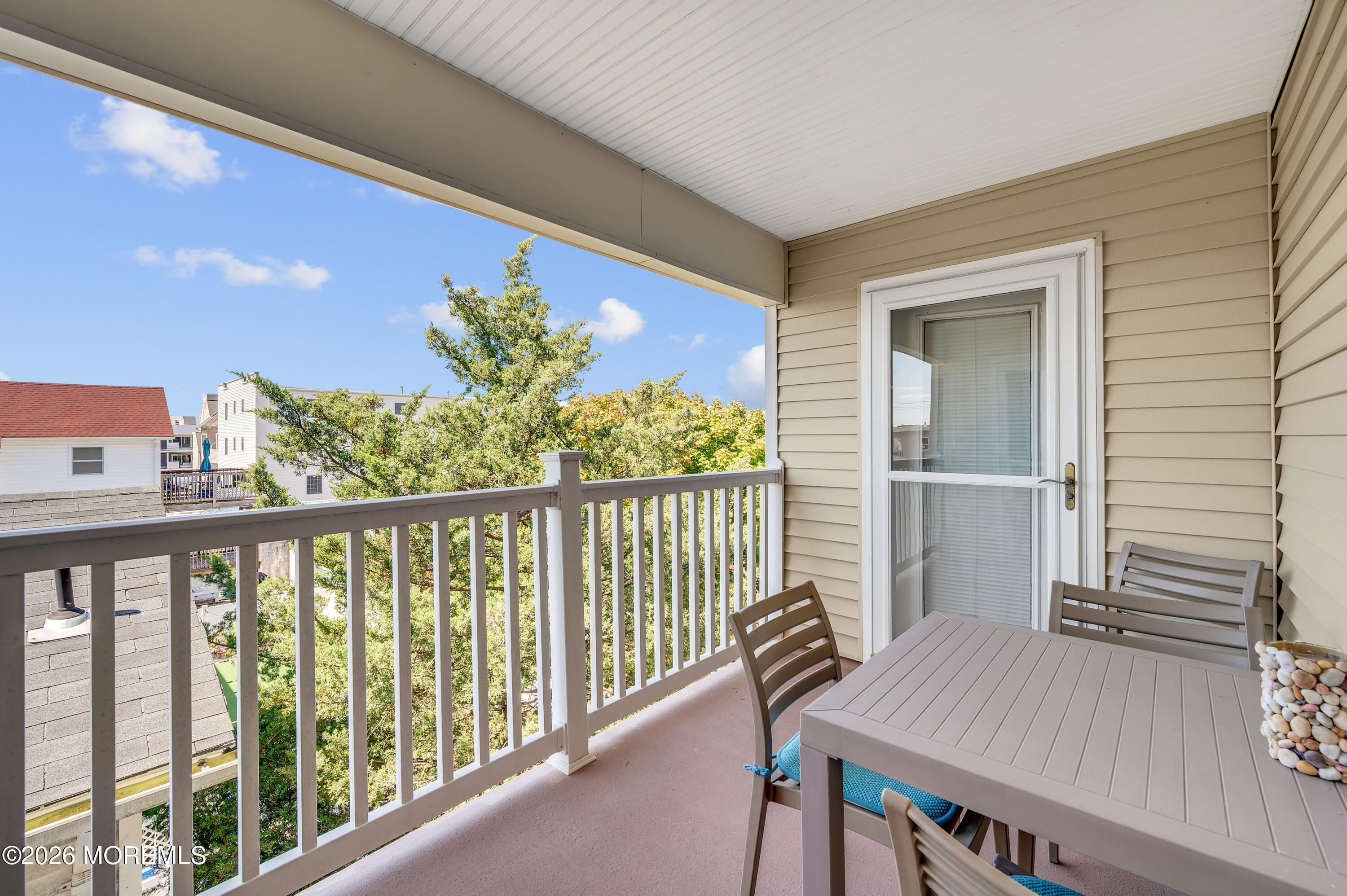 1501 E Boulevard 33