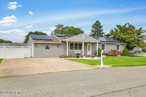 Homes For Sale - 1633 2nd Avenue<br/> Toms River, NJ 08757