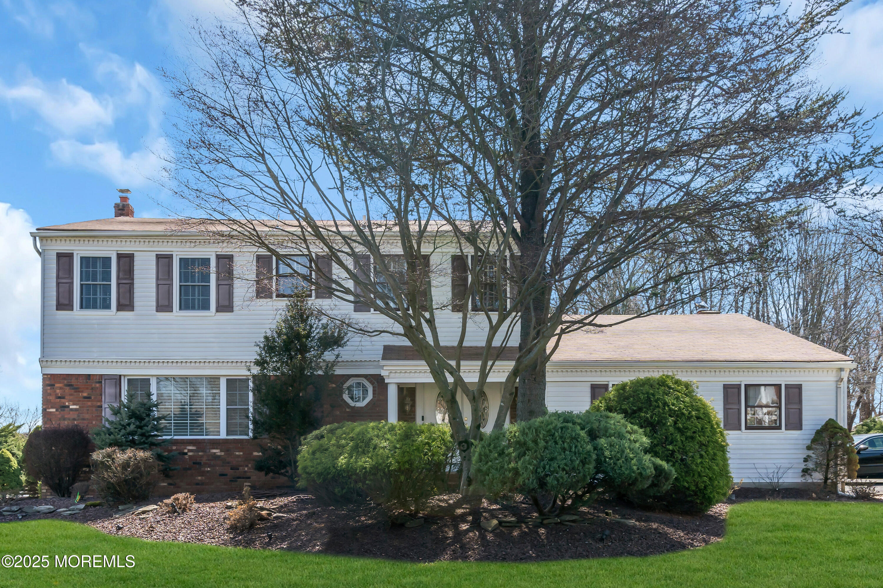 15 Julian Way, Marlboro, New Jersey image 2