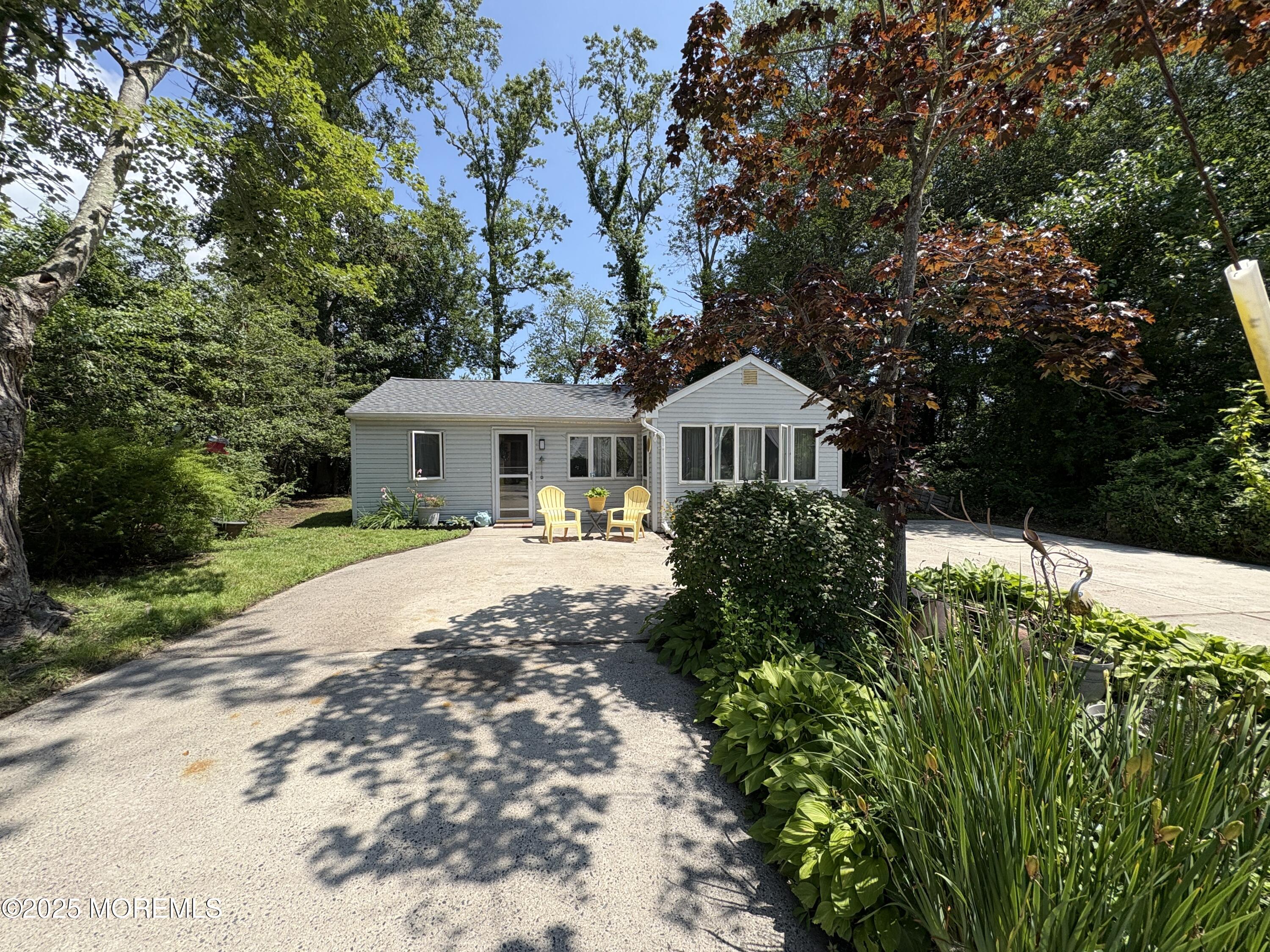 35 Keelson Drive
