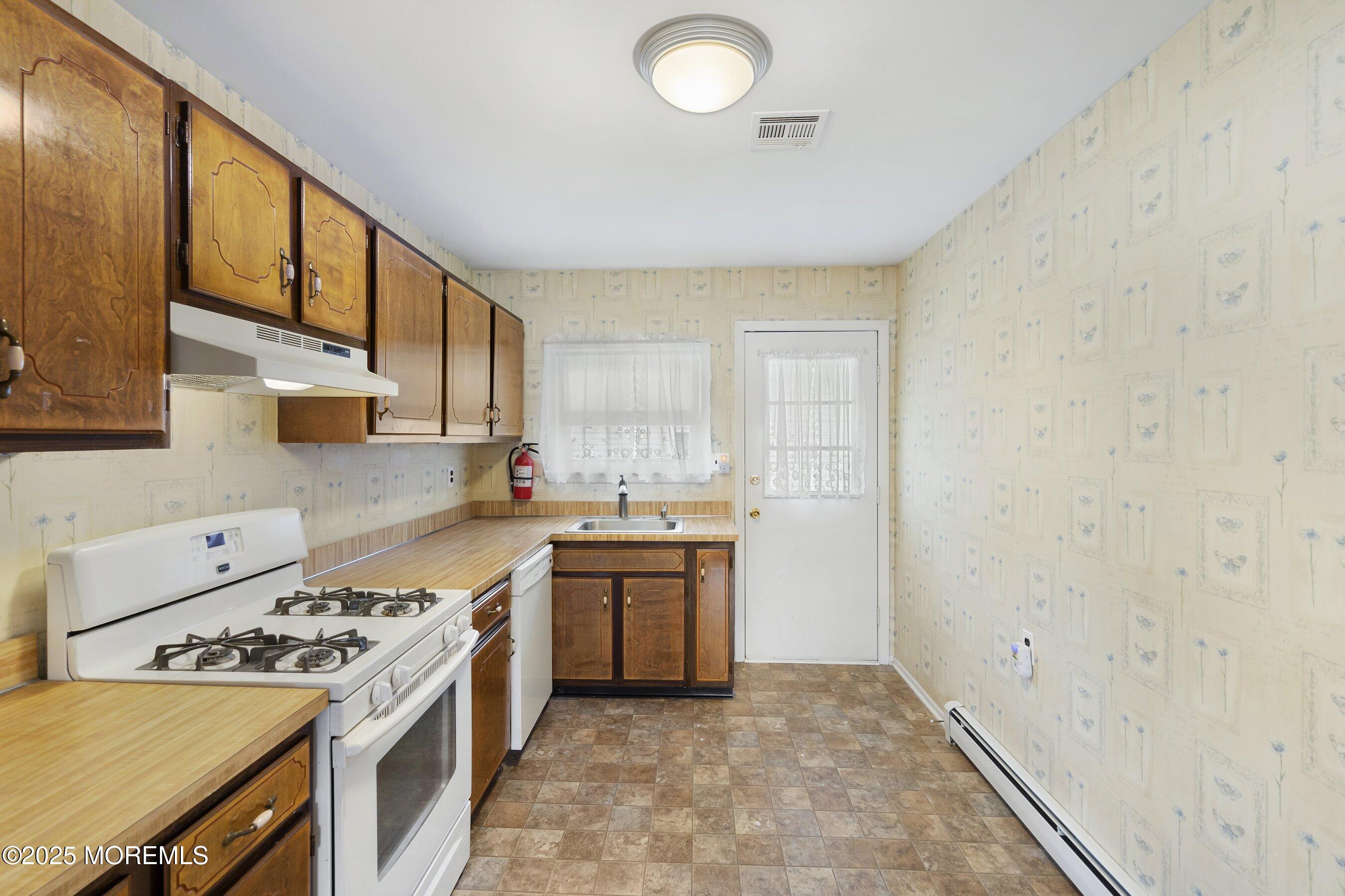 23 Marathon Street, Toms River, New Jersey image 9