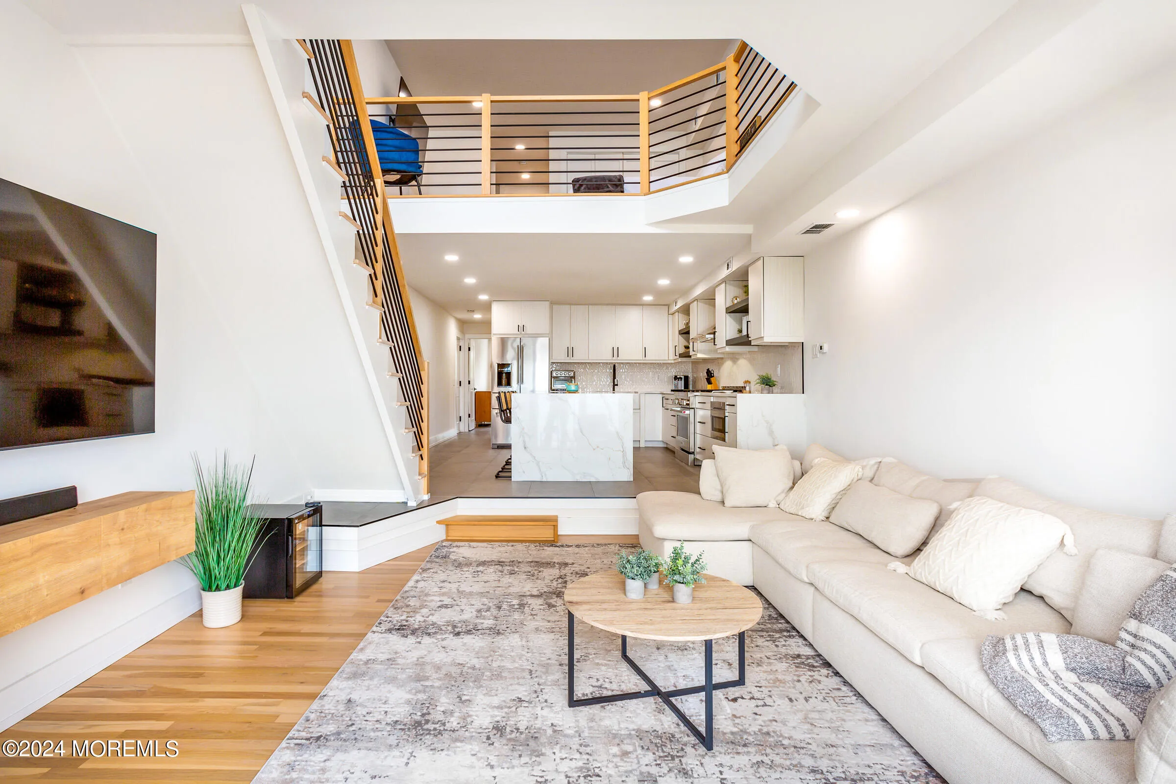 Red Bank, New Jersey 07701, United States, 2 Bedrooms Bedrooms, ,2 BathroomsBathrooms,Residential,Active,40320