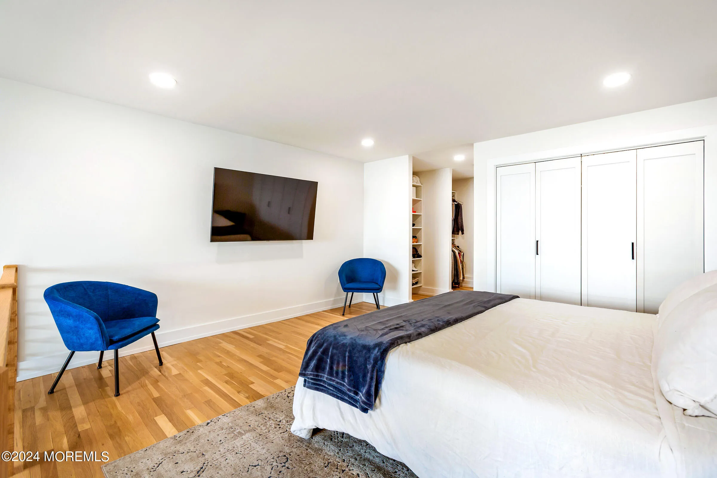 Red Bank, New Jersey 07701, United States, 2 Bedrooms Bedrooms, ,2 BathroomsBathrooms,Residential,Active,40320