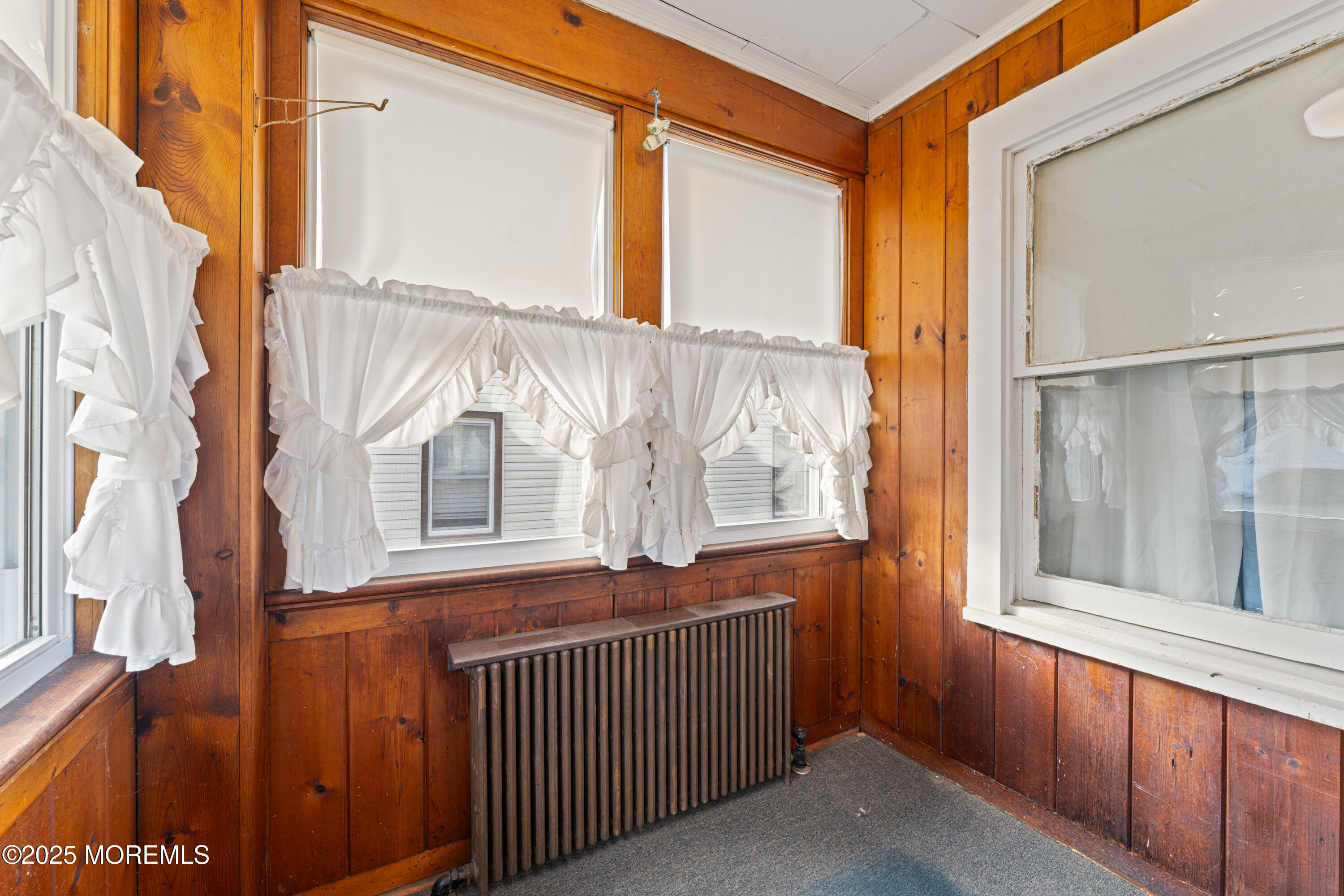 103 Poplar Avenue