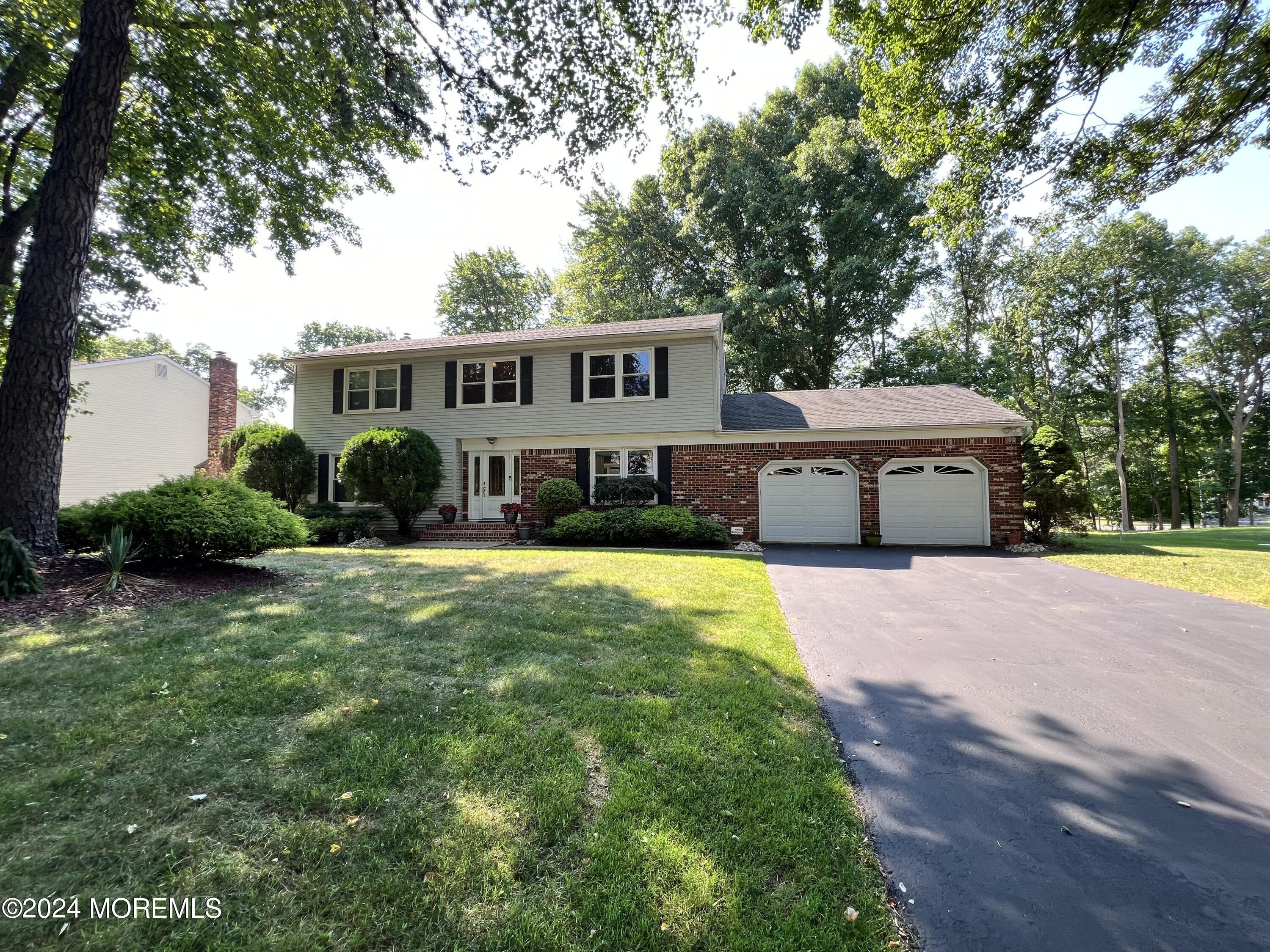 View Manalapan, NJ 07726 house