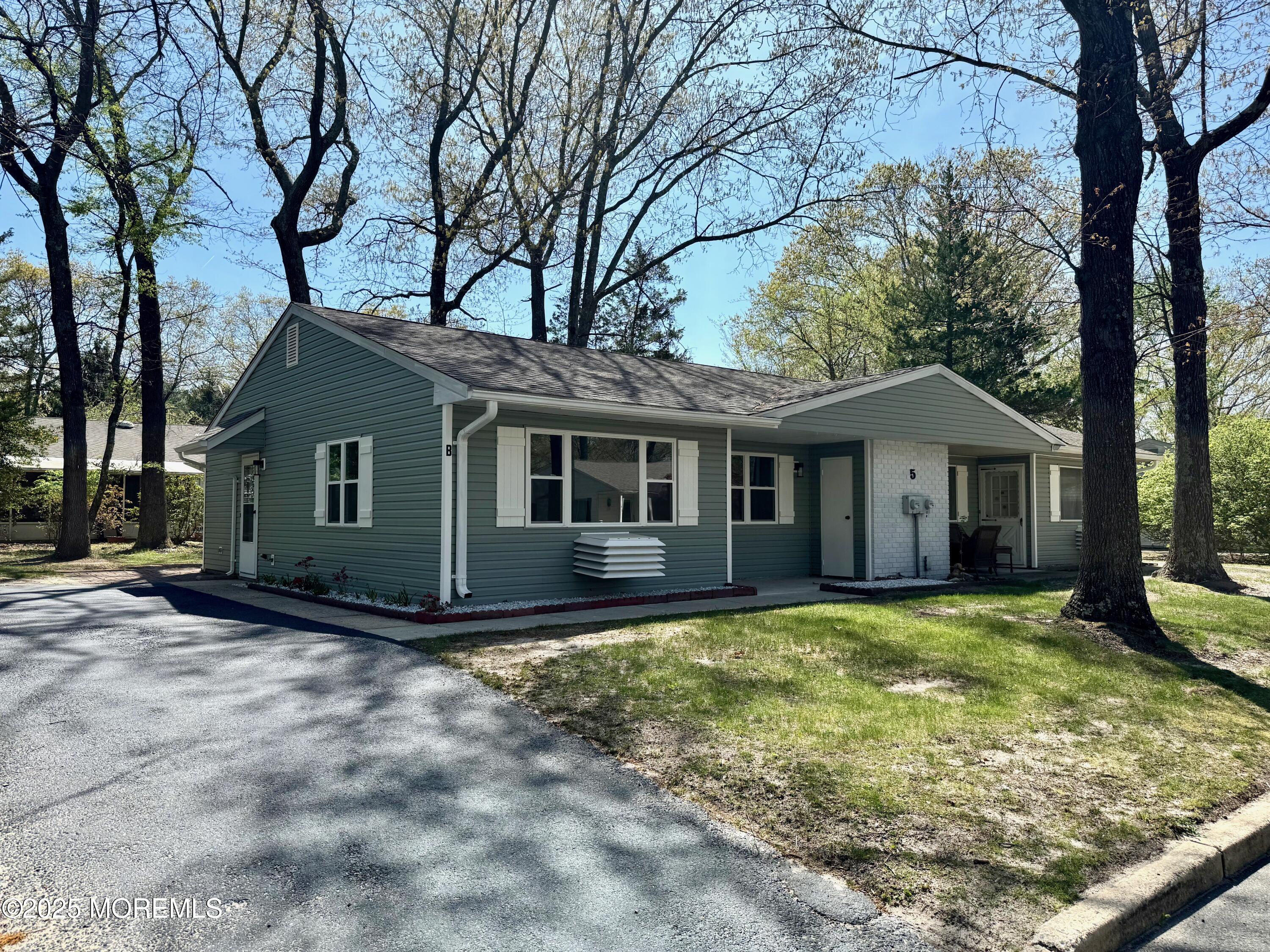 5 Nevada Drive, Whiting, New Jersey image 3