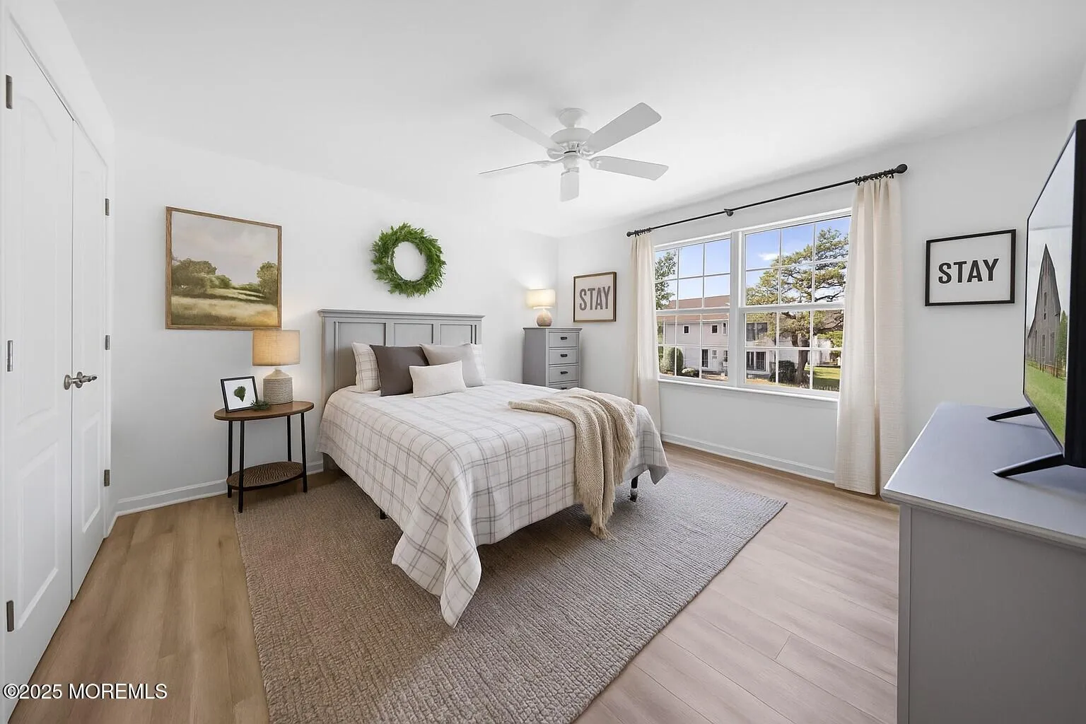 Manahawkin, New Jersey 08050, United States, 3 Bedrooms Bedrooms, ,3 BathroomsBathrooms,Residential,Active,127402