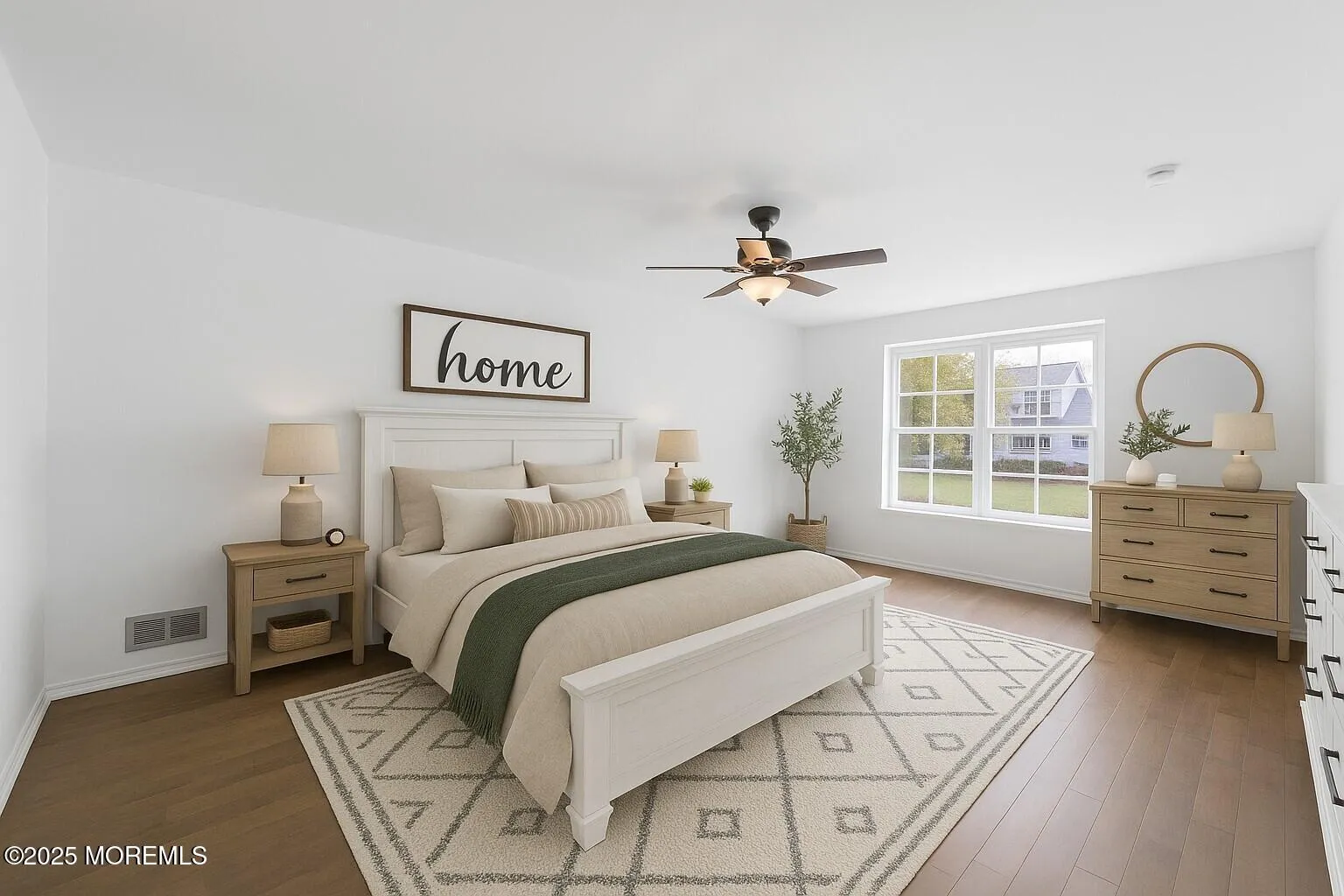 Manahawkin, New Jersey 08050, United States, 3 Bedrooms Bedrooms, ,3 BathroomsBathrooms,Residential,Active,127402