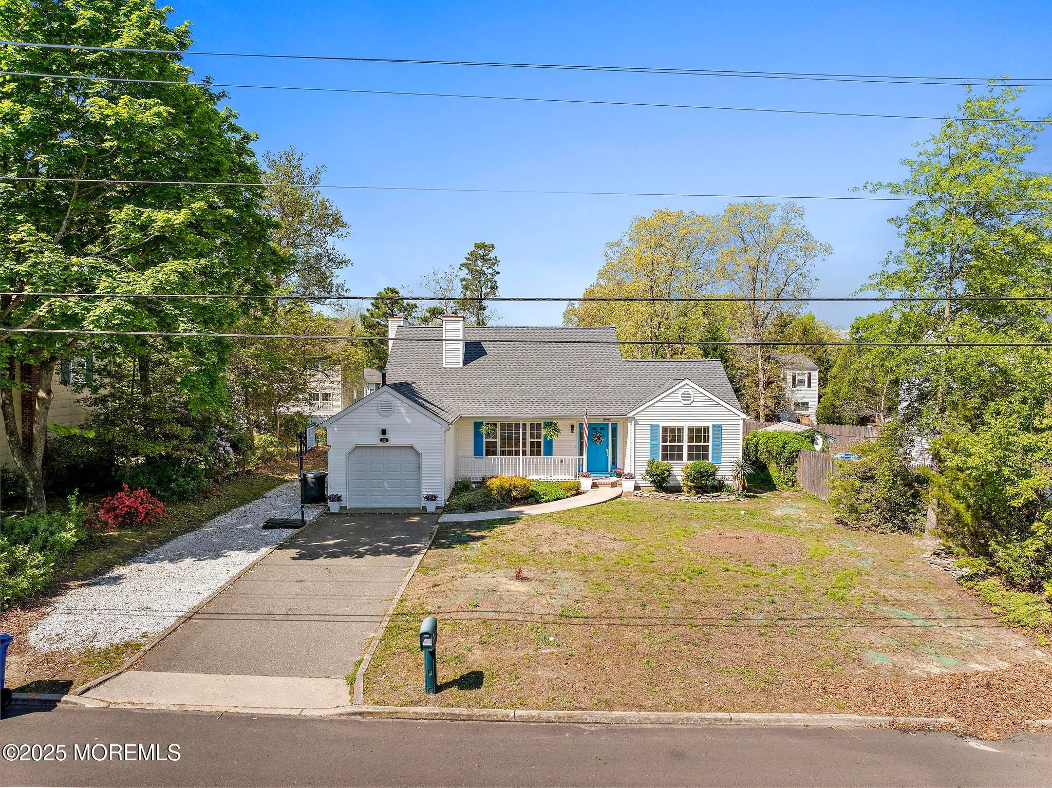 Manahawkin, New Jersey 08050, United States, 3 Bedrooms Bedrooms, ,3 BathroomsBathrooms,Residential,Active,127402