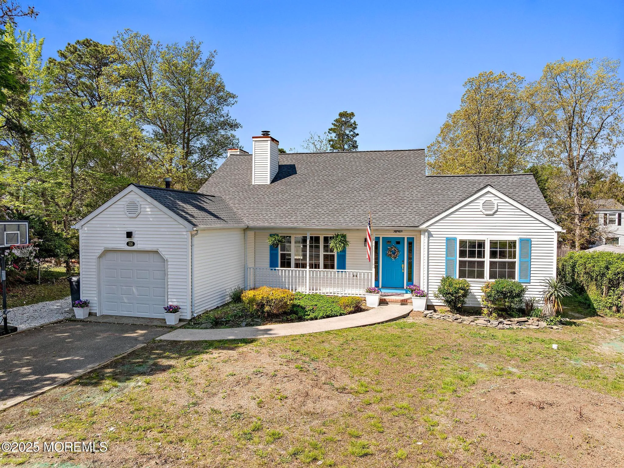 Manahawkin, New Jersey 08050, United States, 3 Bedrooms Bedrooms, ,3 BathroomsBathrooms,Residential,Active,127402