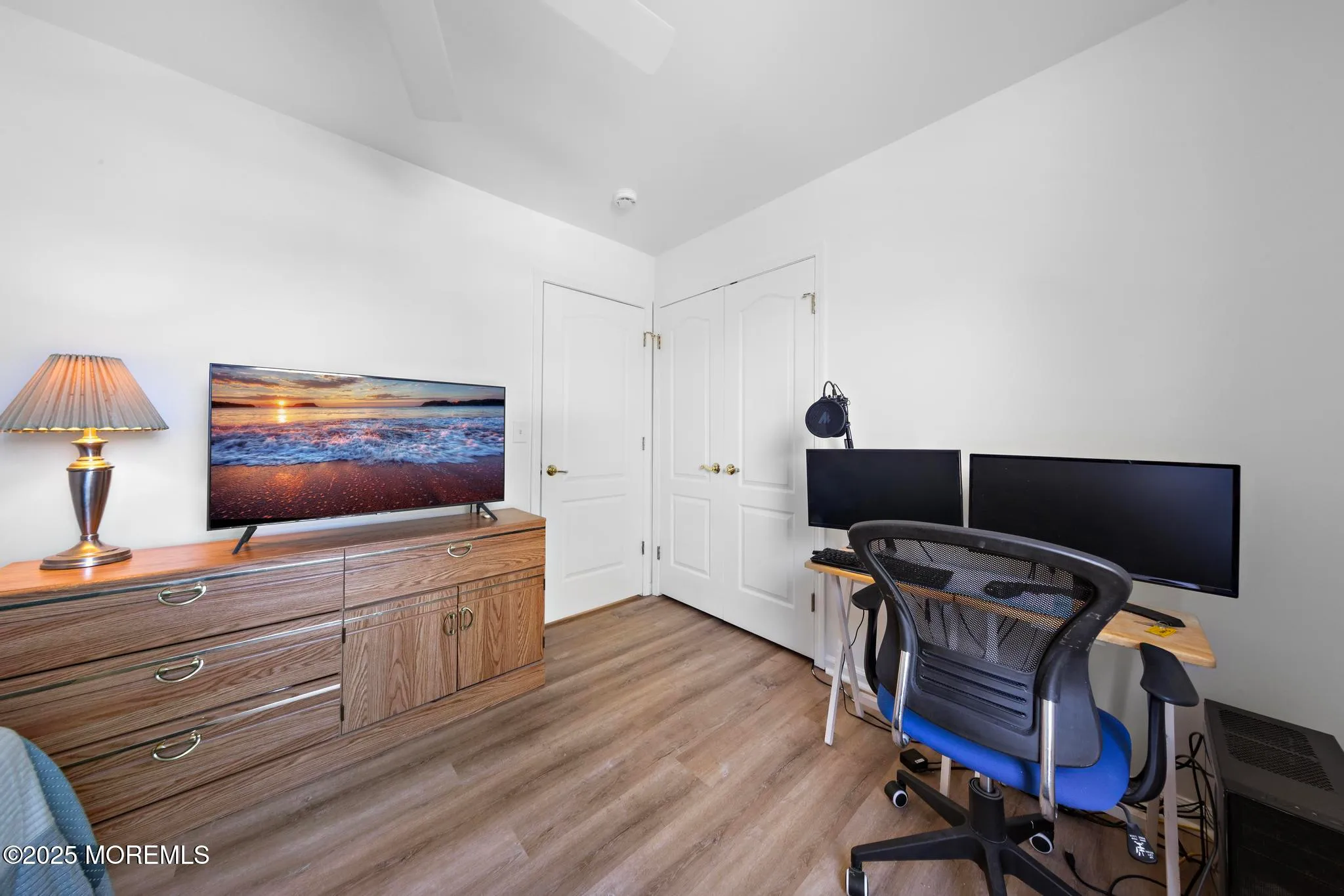 Manahawkin, New Jersey 08050, United States, 3 Bedrooms Bedrooms, ,3 BathroomsBathrooms,Residential,Active,127402