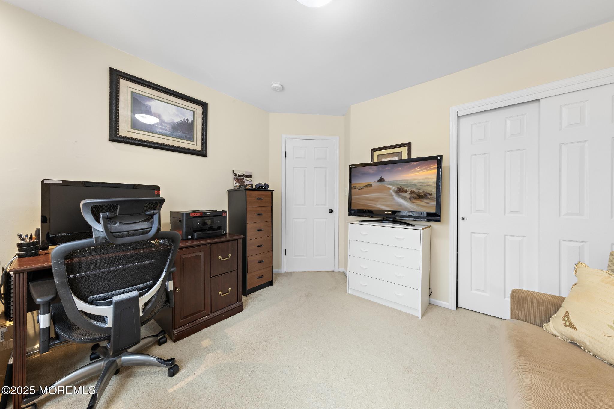 9 Vail Drive, Matawan, New Jersey image 41