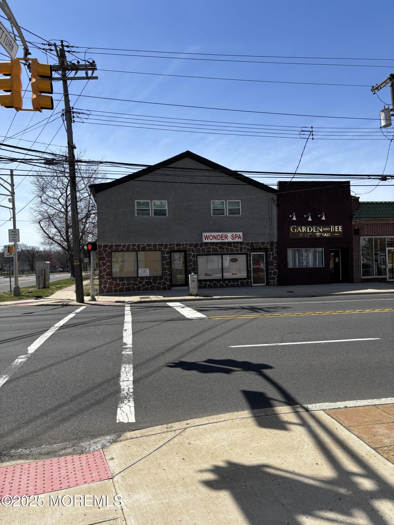 8 Main Street, Eatontown - Front view