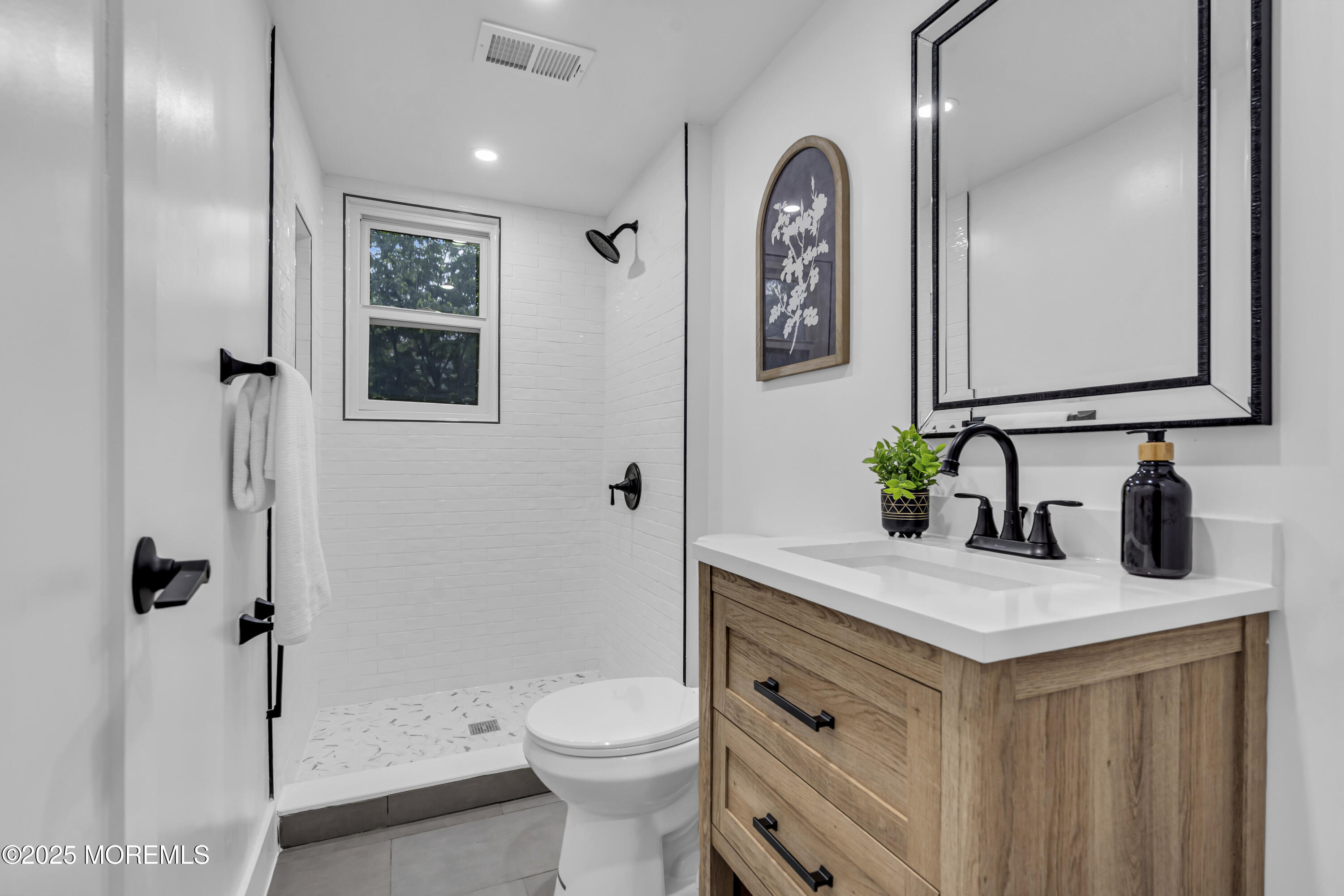 1117 Wake Forest Drive, Toms River, New Jersey image 31