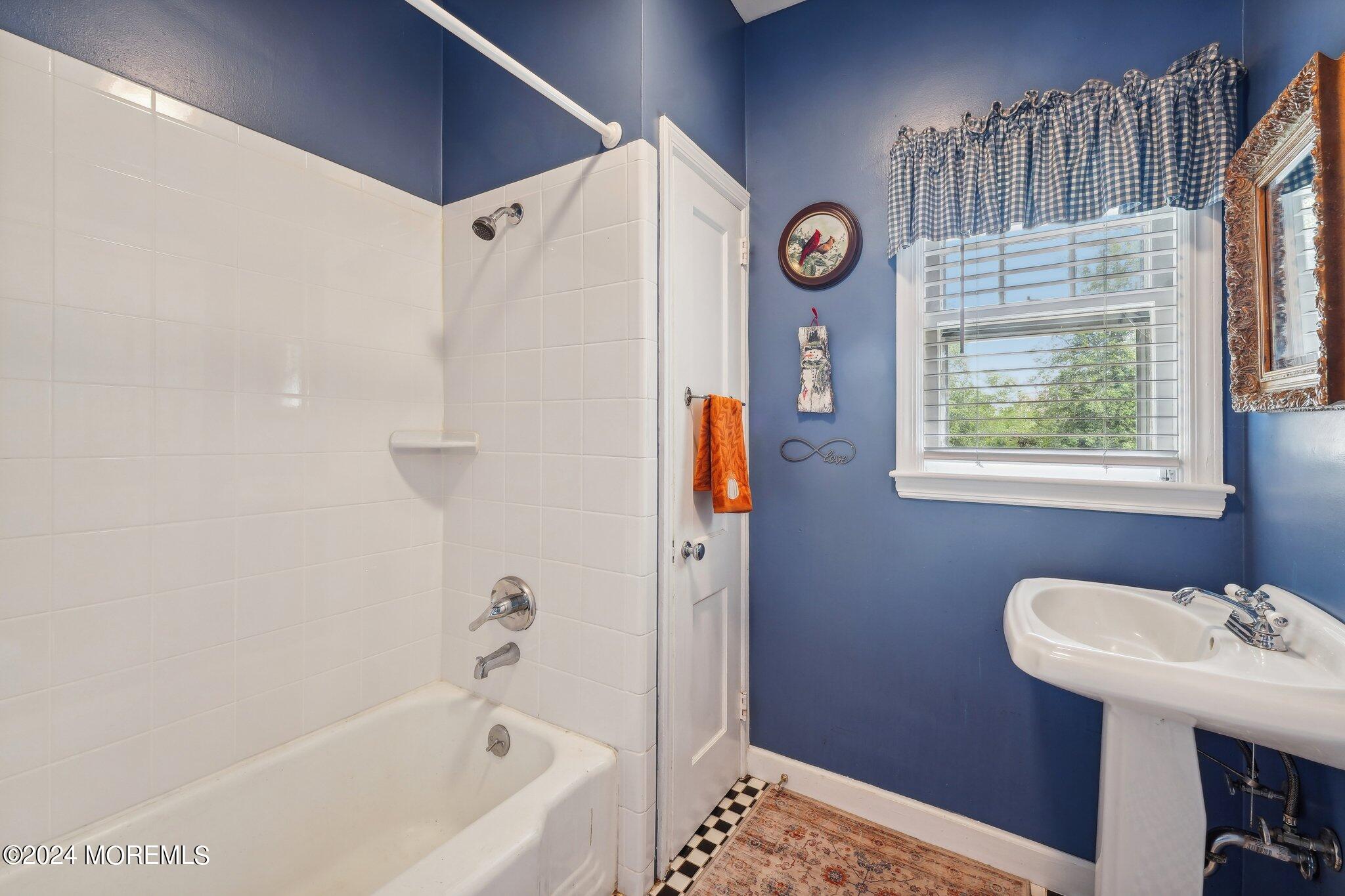 129 Meirs Road, Cream Ridge, New Jersey image 32