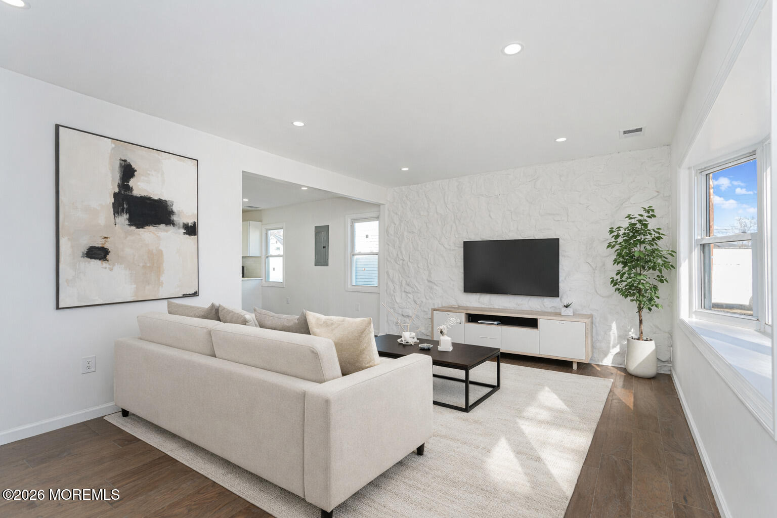 144 Monmouth Road