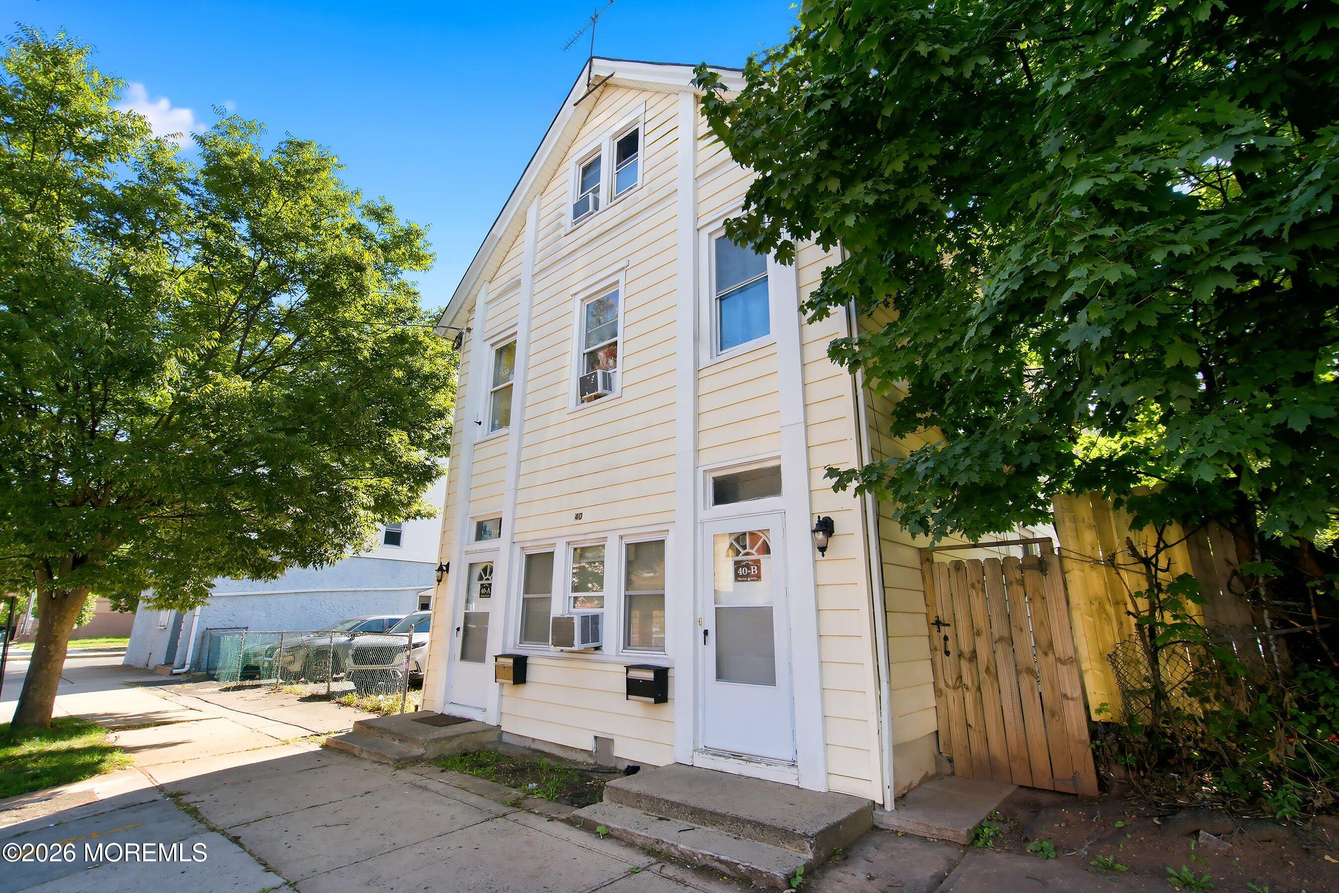 40 Throop Avenue