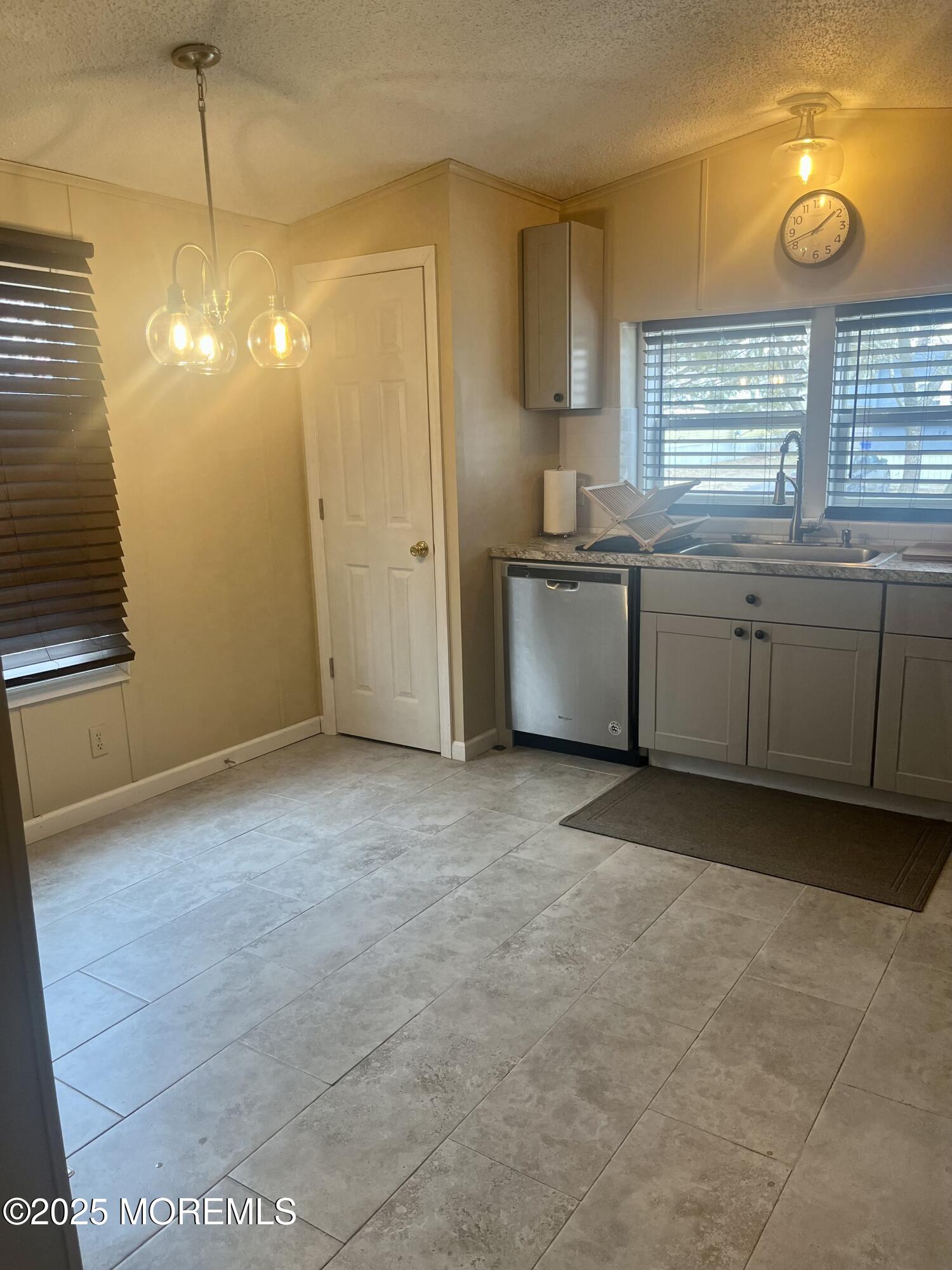 30 Tuyahov Boulevard, Toms River, New Jersey image 7