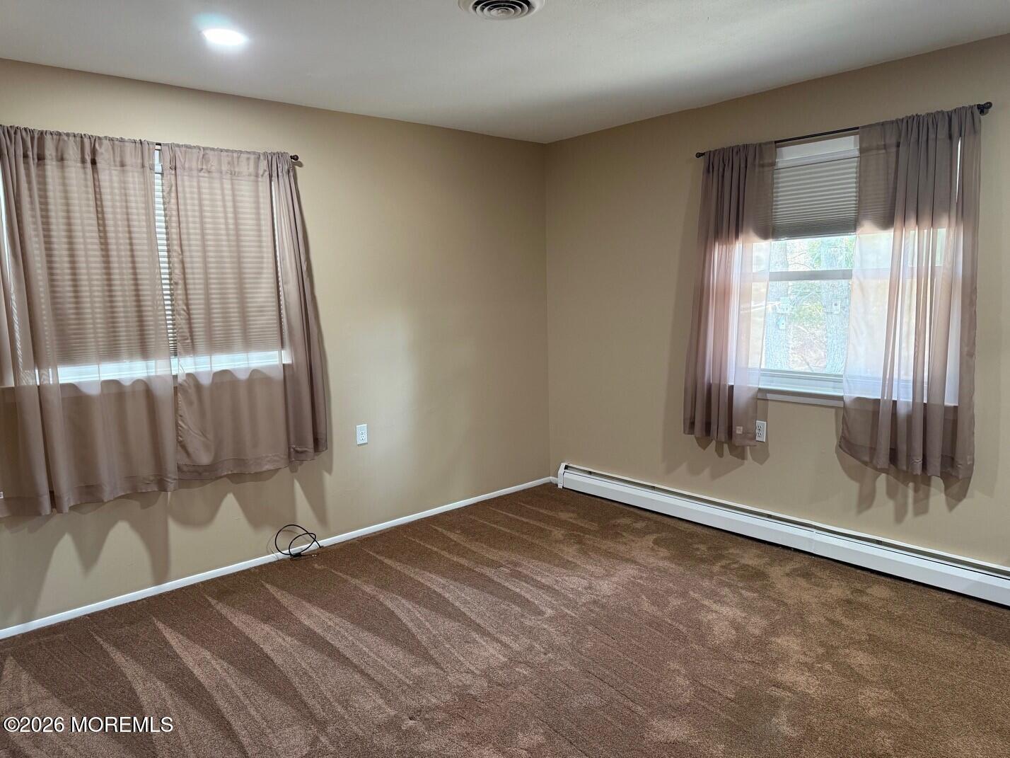 176 Charlotteville Drive S