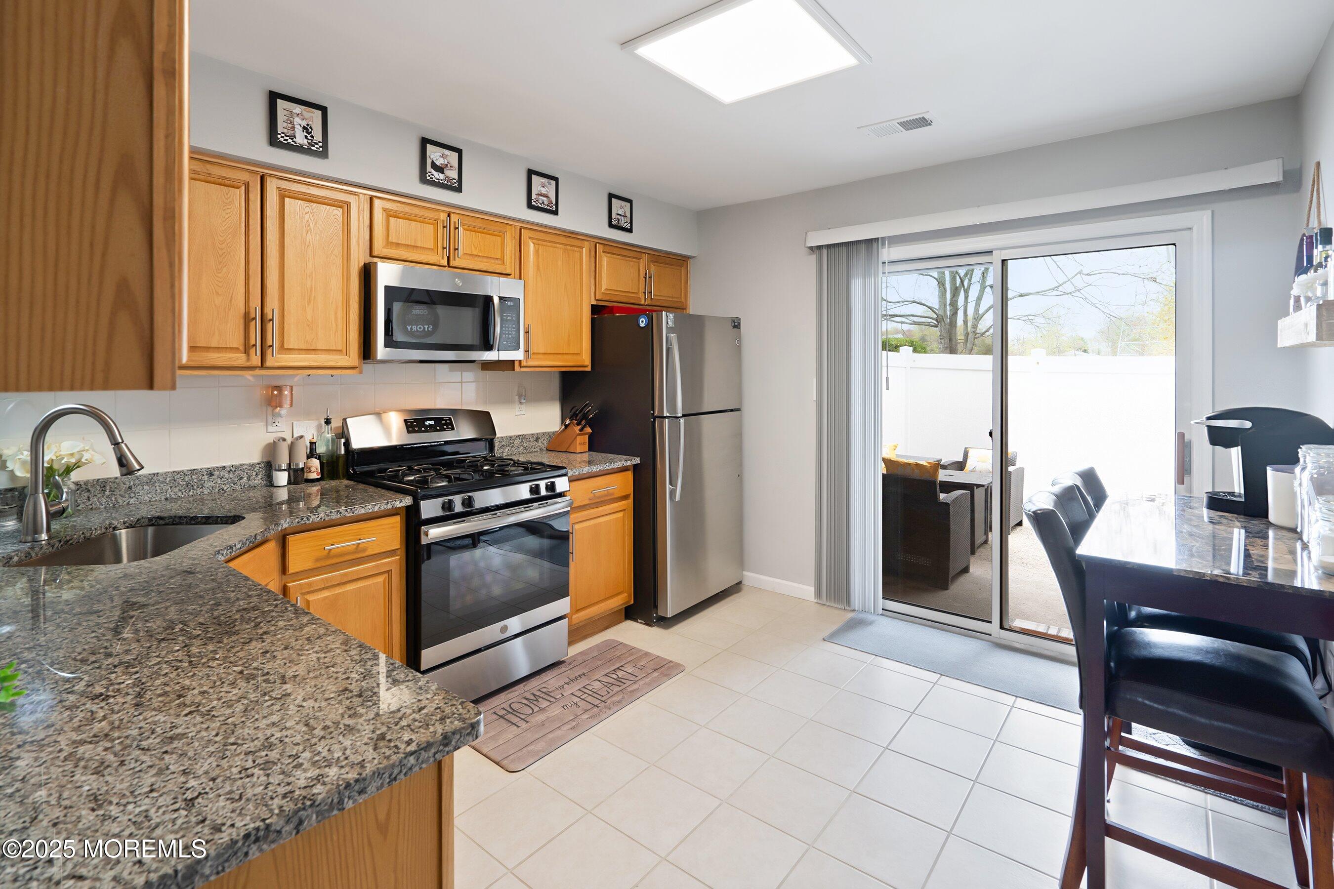 938 Thomas Avenue, North Brunswick, New Jersey image 19