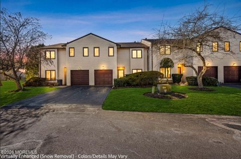 Condo For Sale - 283 Plum Drive<br/> Marlboro, NJ 07746