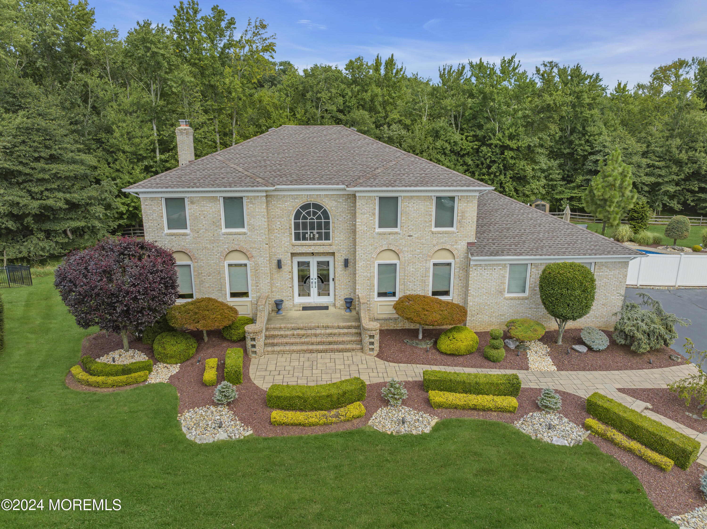 5 Ike Court, Marlboro, New Jersey image 1